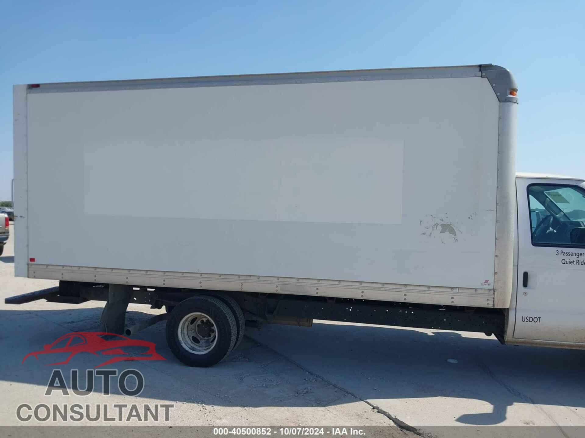FORD ECONOLINE 2017 - 1FDWE3FS4HDC15628