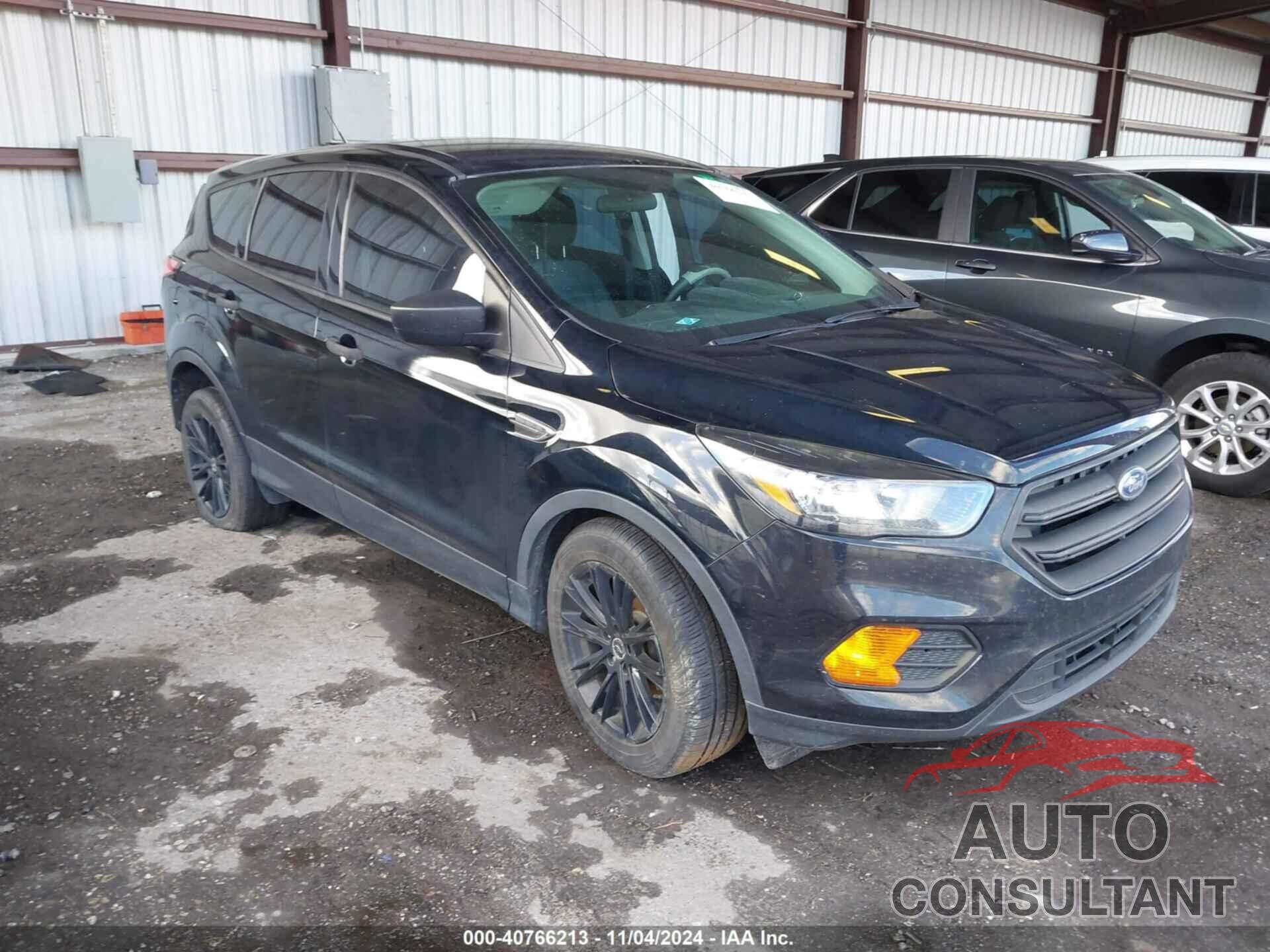 FORD ESCAPE 2018 - 1FMCU0F72JUB05148