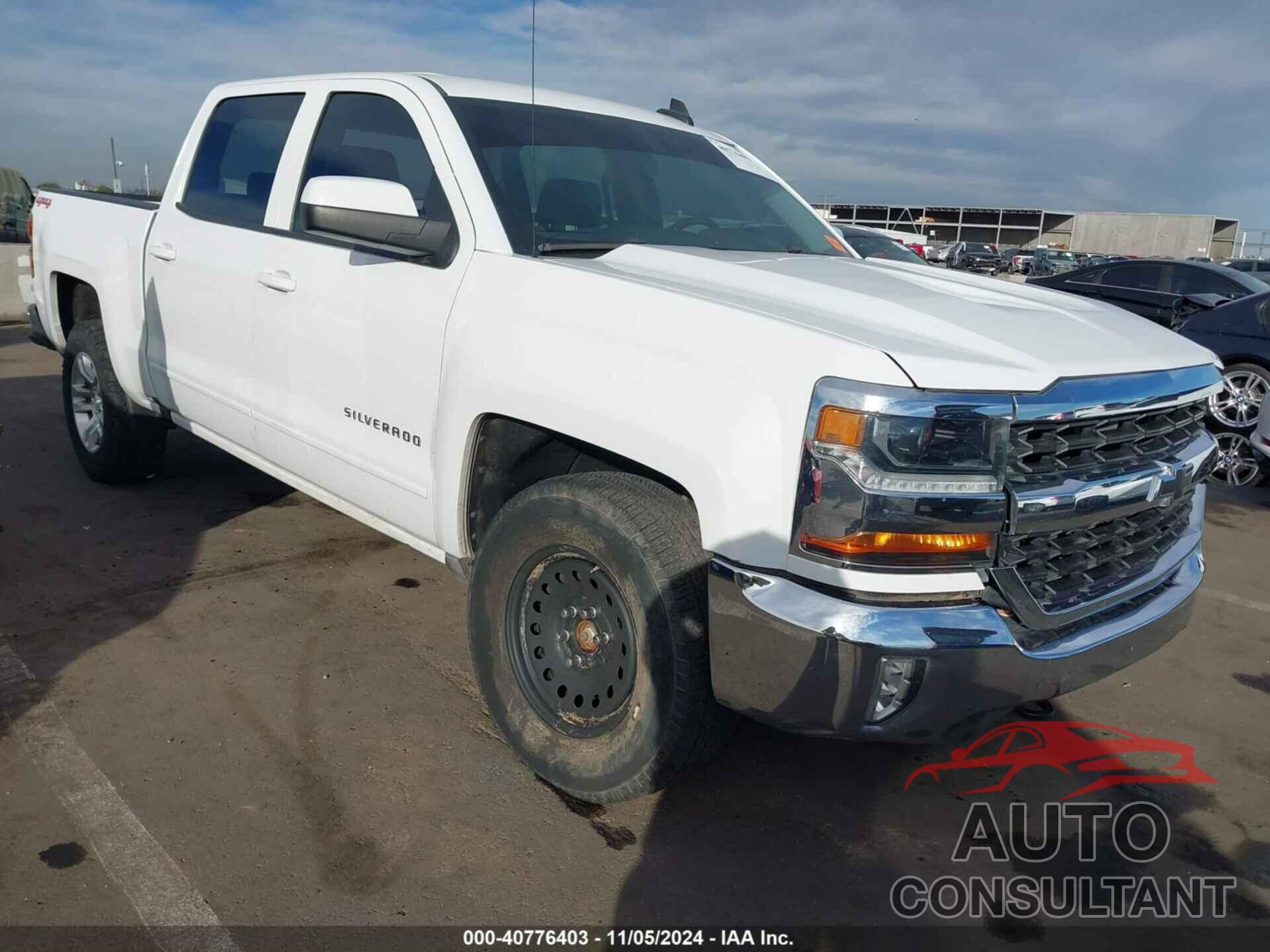 CHEVROLET SILVERADO 1500 2018 - 3GCUKREC4JG167848