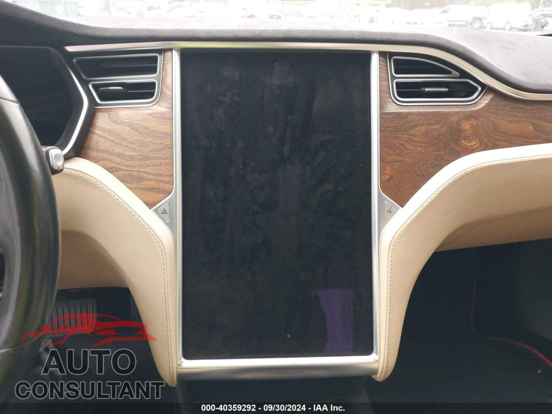 TESLA MODEL S 2017 - 5YJSA1E26HF205566