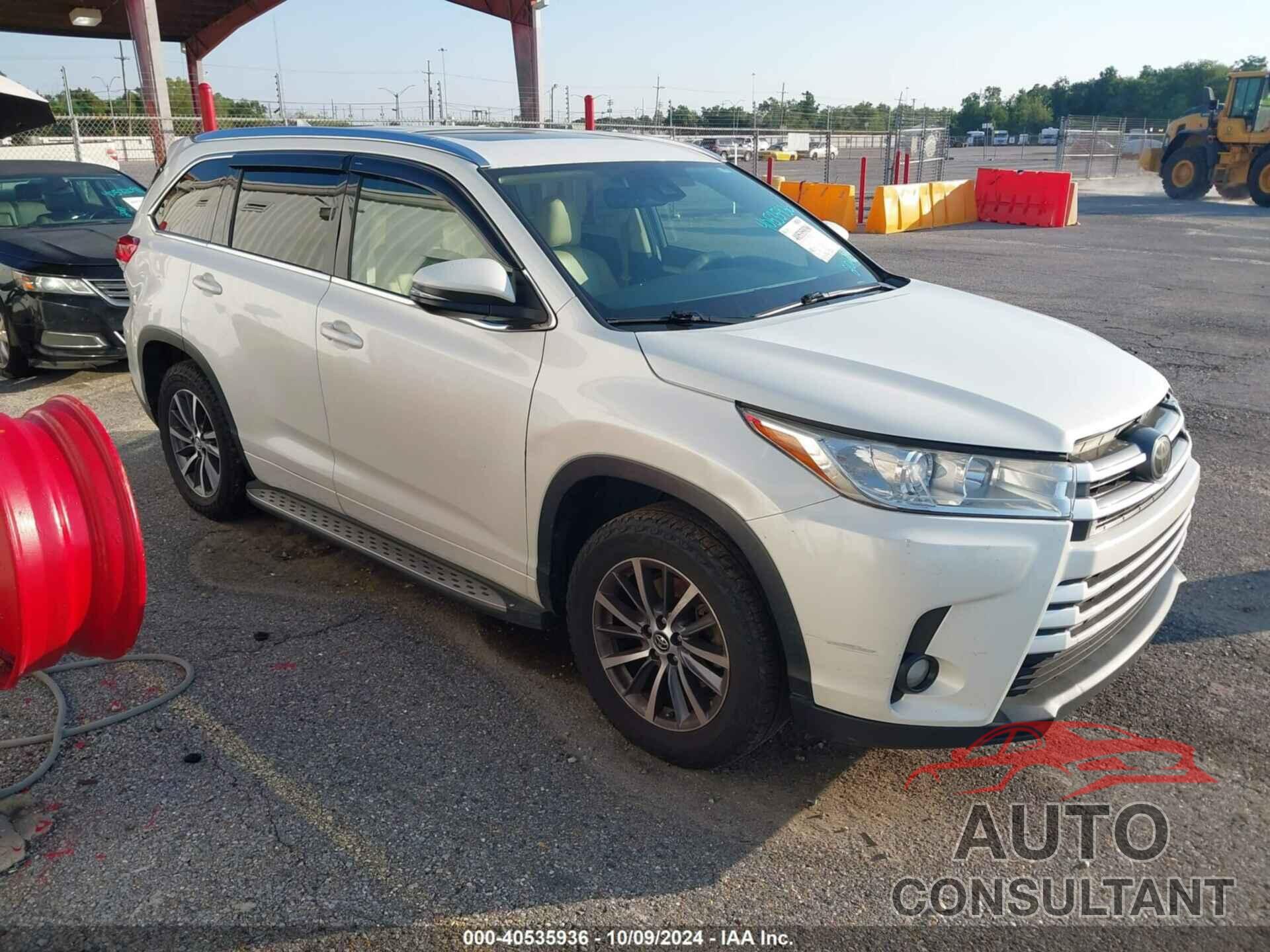 TOYOTA HIGHLANDER 2017 - 5TDKZRFH6HS518364