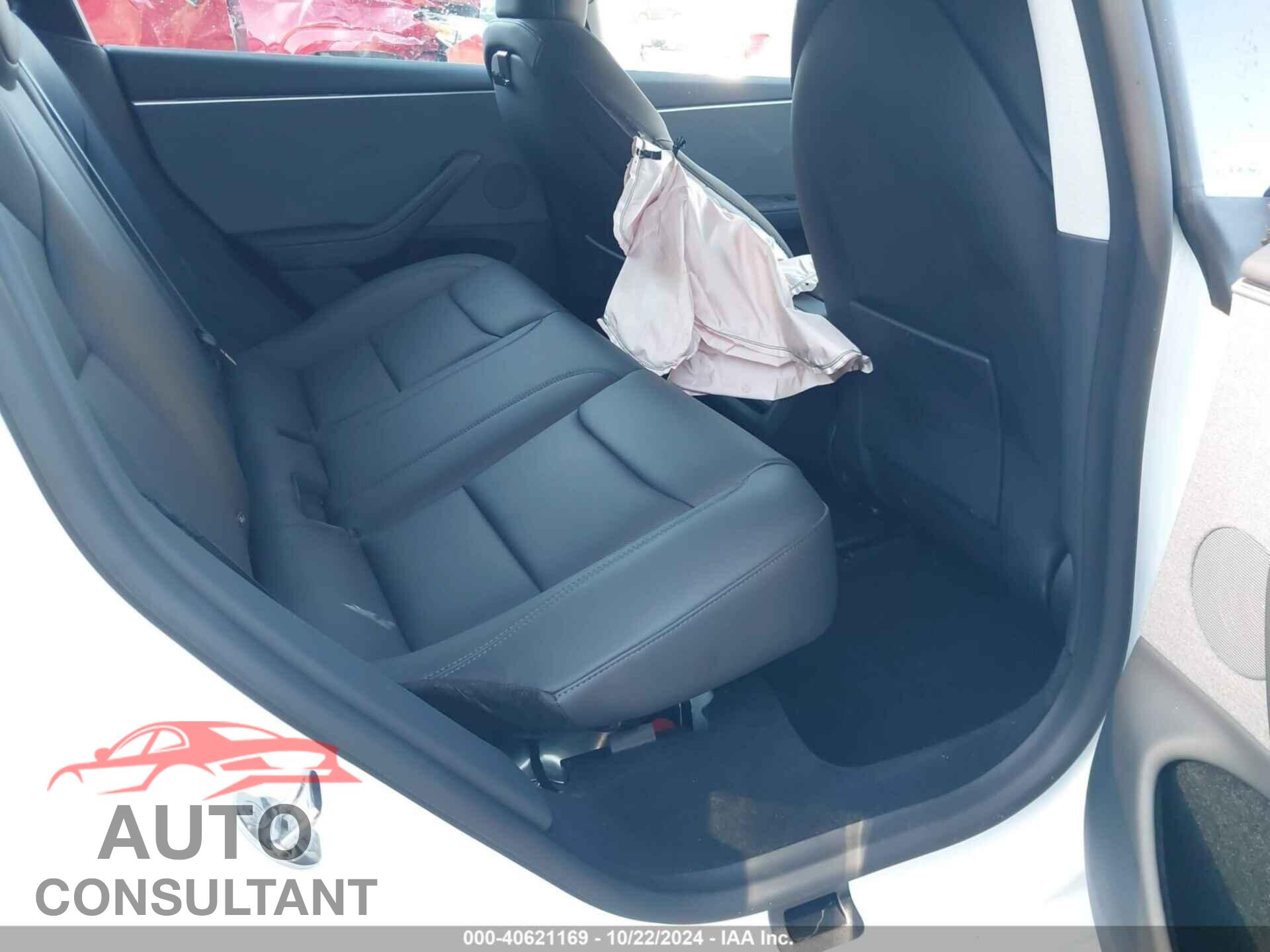 TESLA MODEL 3 2024 - 5YJ3E1EA7RF824775