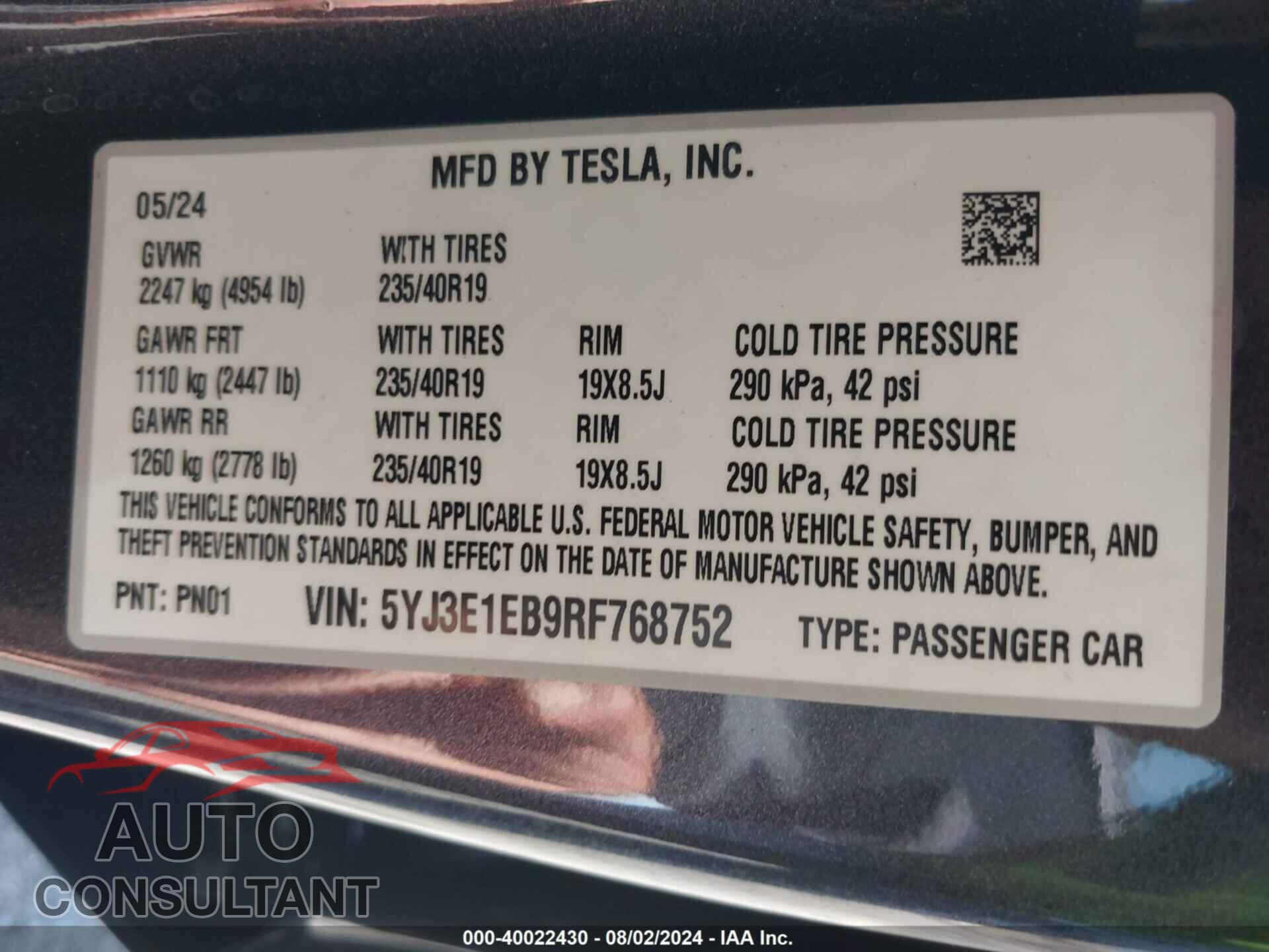 TESLA MODEL 3 2024 - 5YJ3E1EB9RF768752