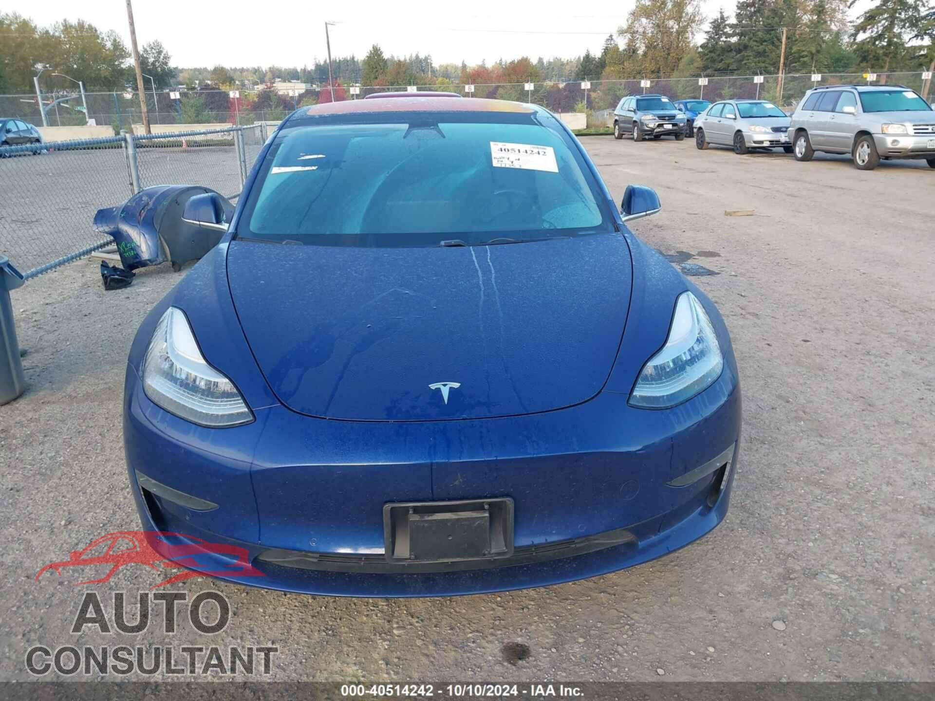 TESLA MODEL 3 2018 - 5YJ3E1EA9JF118024