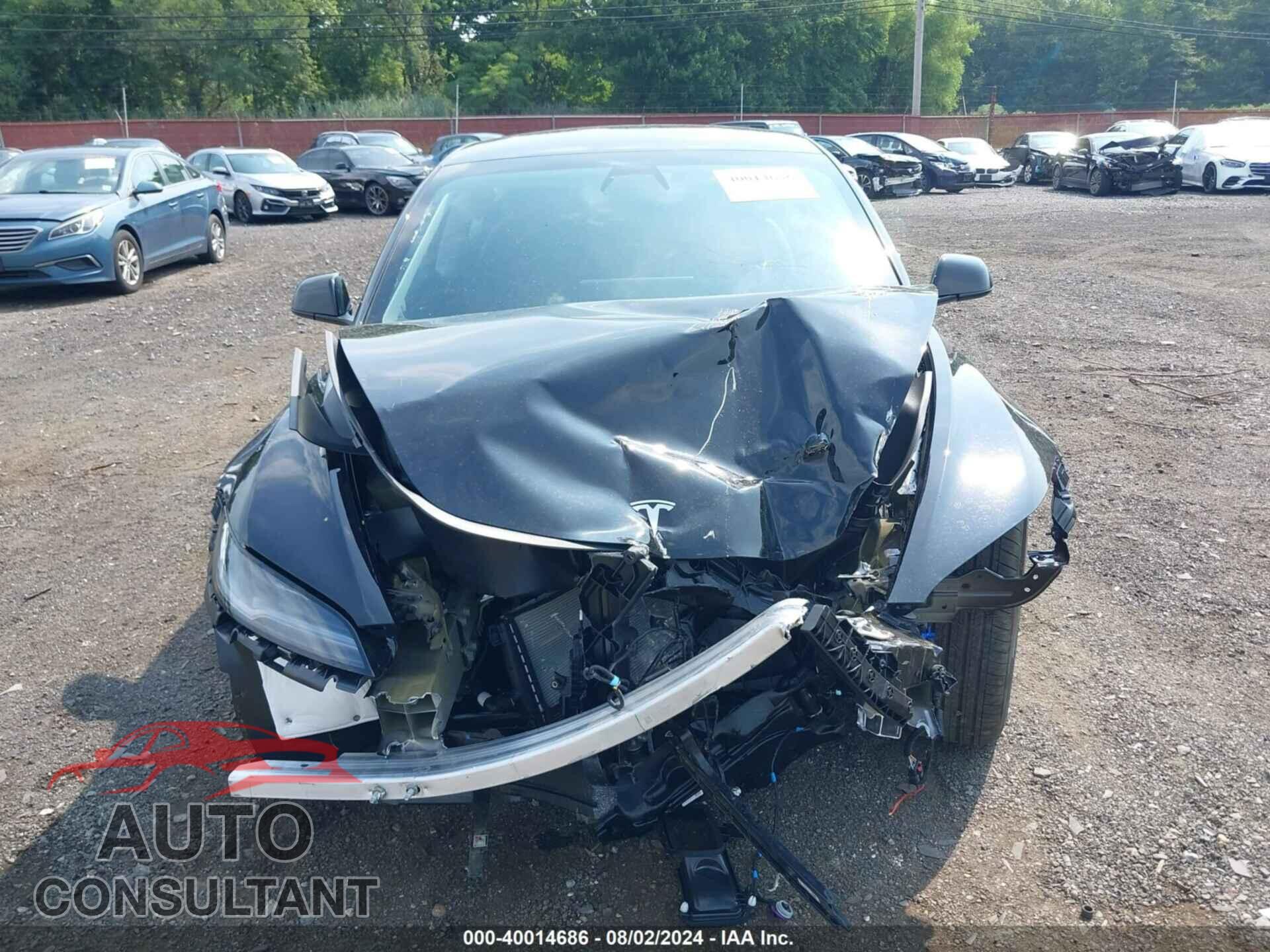 TESLA MODEL 3 2024 - 5YJ3E1EB9RF792307