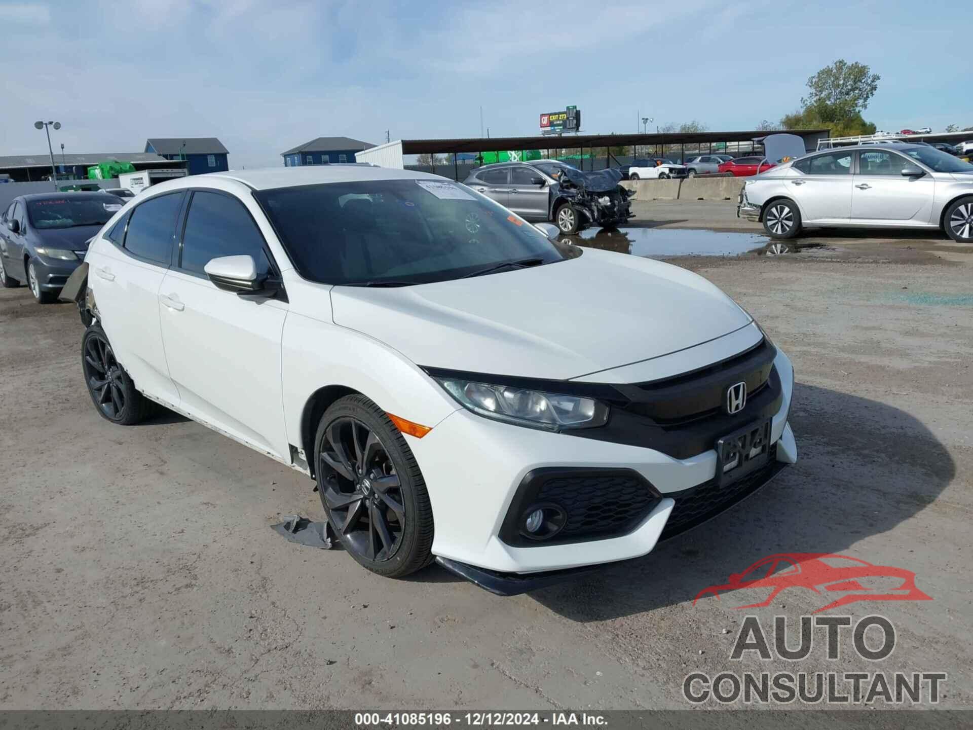 HONDA CIVIC 2018 - SHHFK7H42JU215918