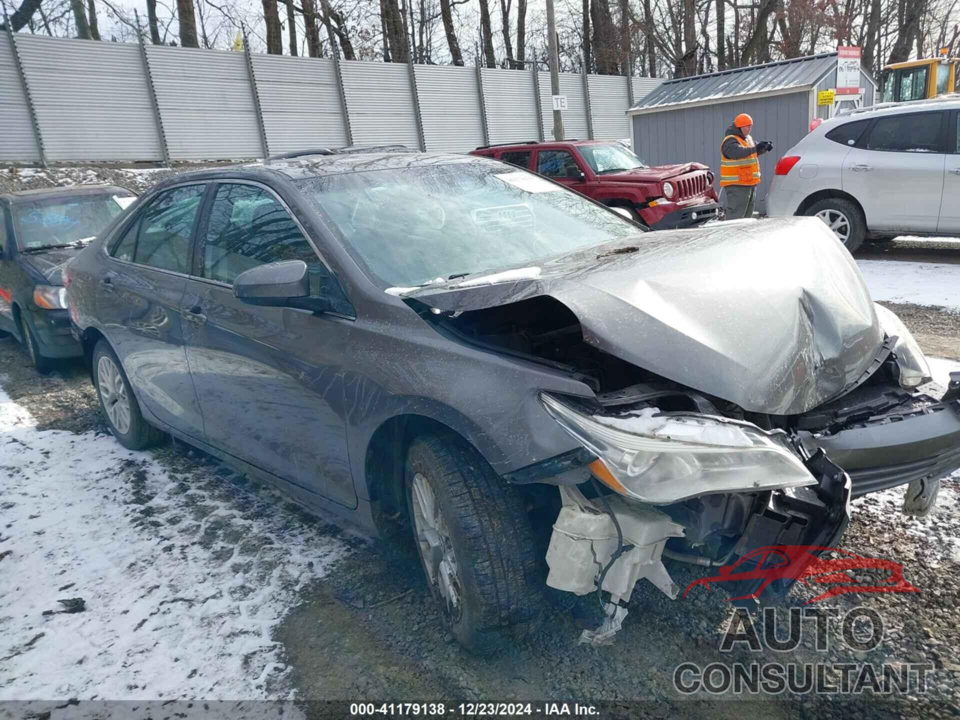 TOYOTA CAMRY 2017 - 4T1BF1FK4HU704952