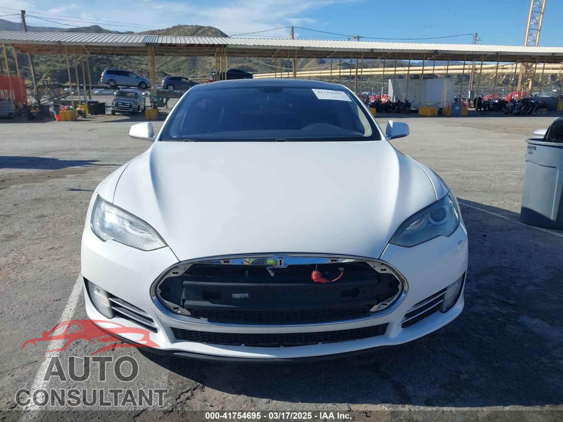 TESLA MODEL S 2013 - 5YJSA1DP5DFP09971
