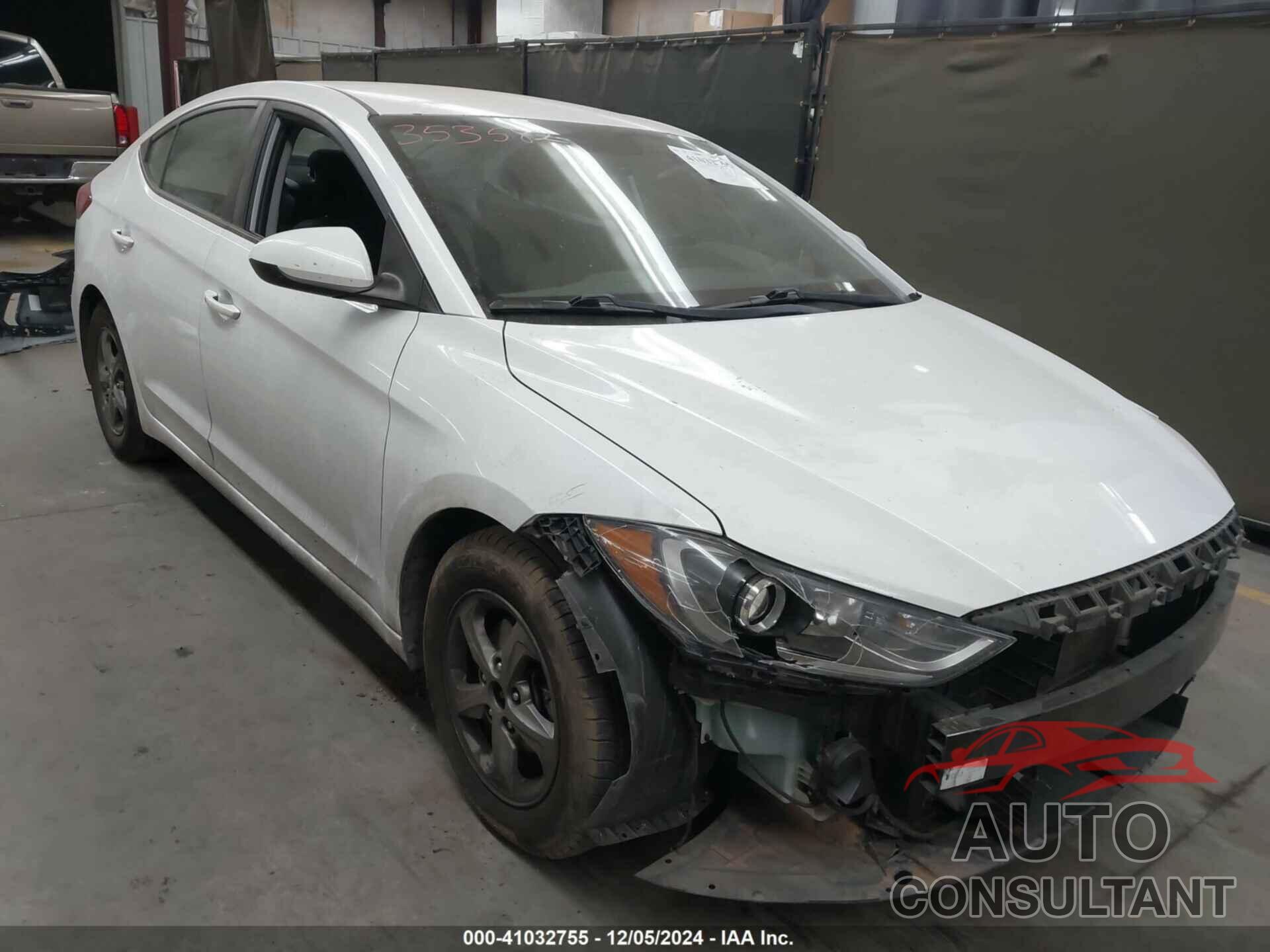 HYUNDAI ELANTRA 2018 - 5NPD94LA3JH353582
