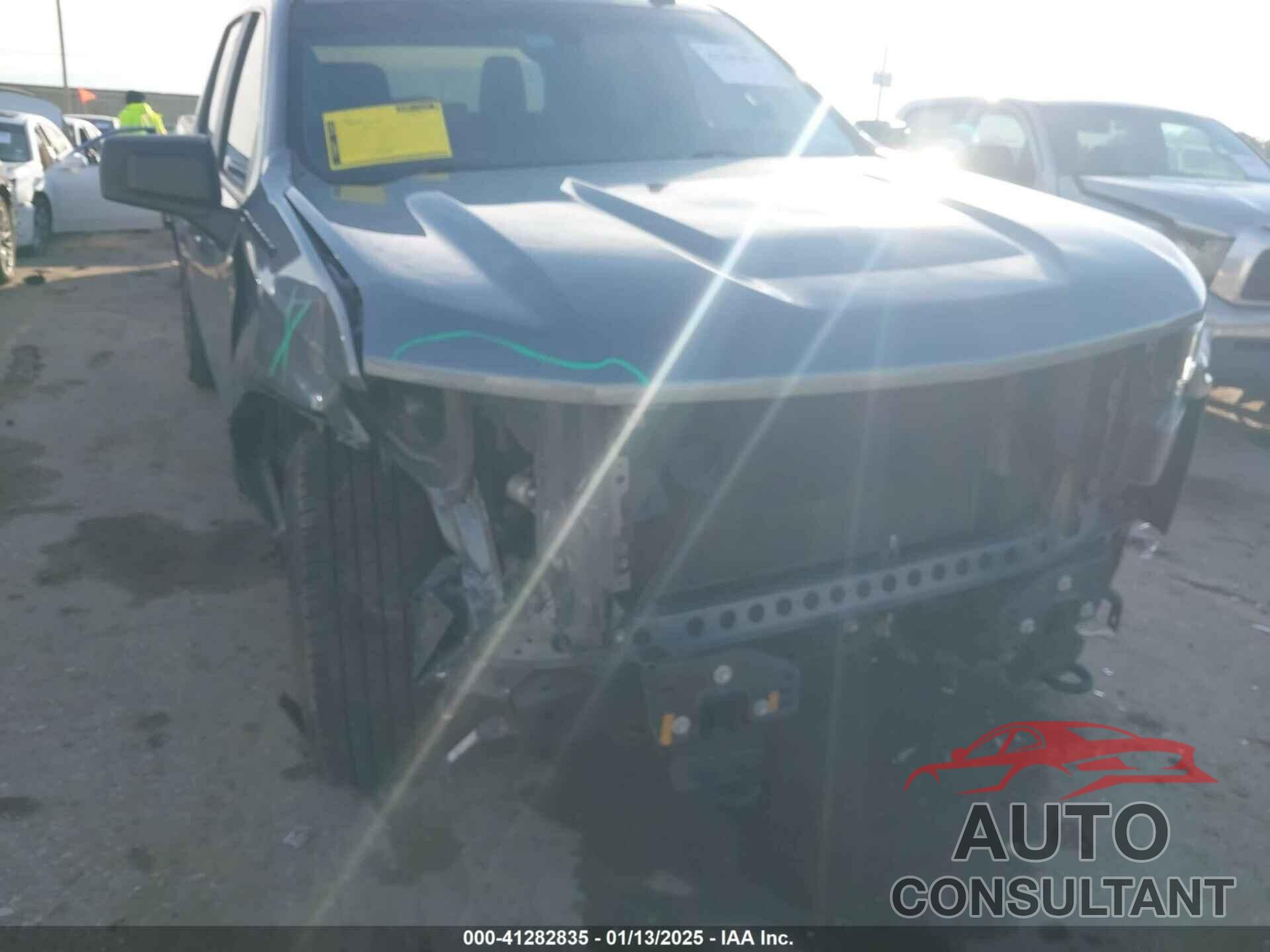 CHEVROLET SILVERADO 1500 2020 - 1GCPWBEHXLZ183253