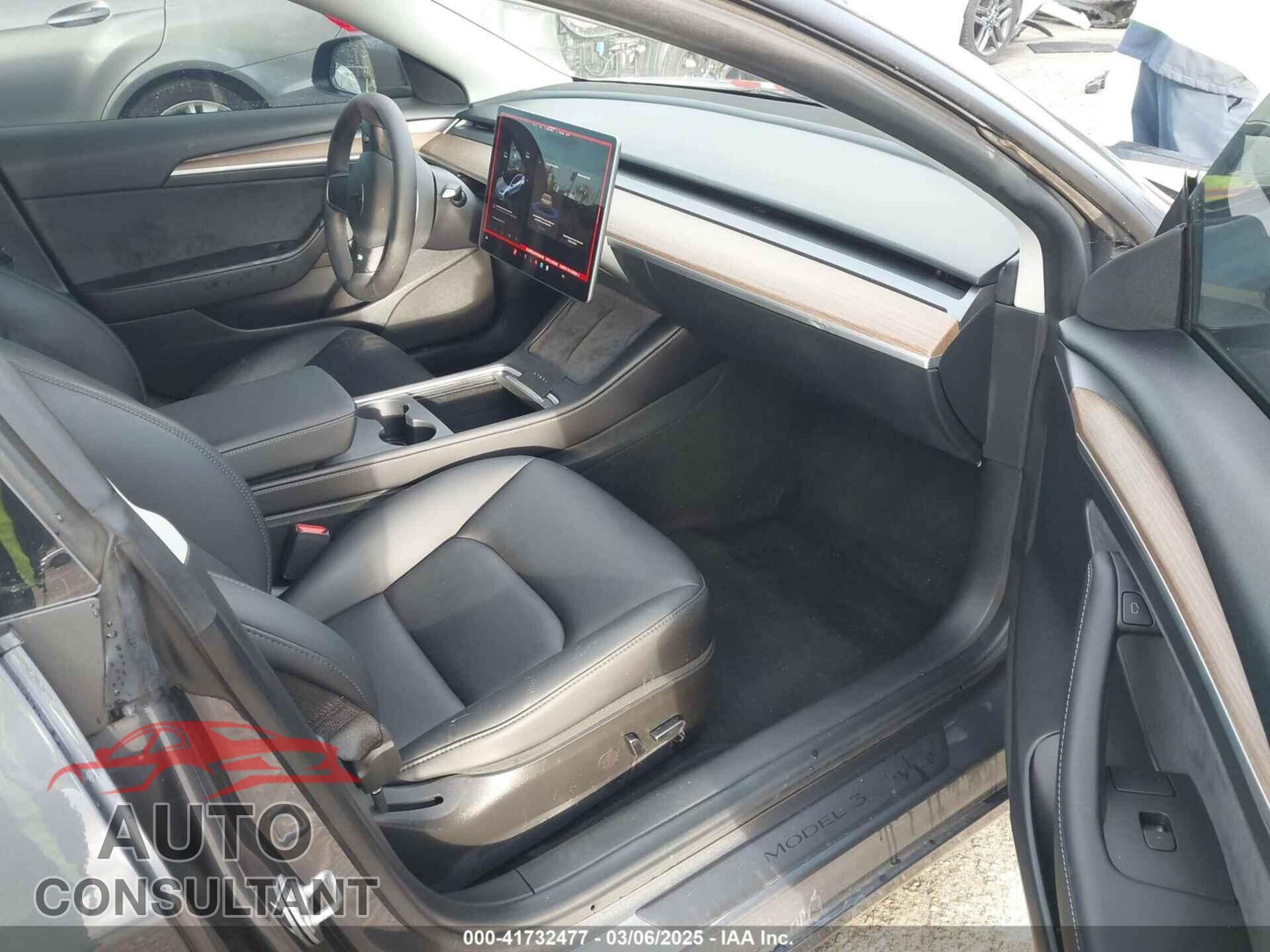 TESLA MODEL 3 2023 - 5YJ3E1EA4PF569645