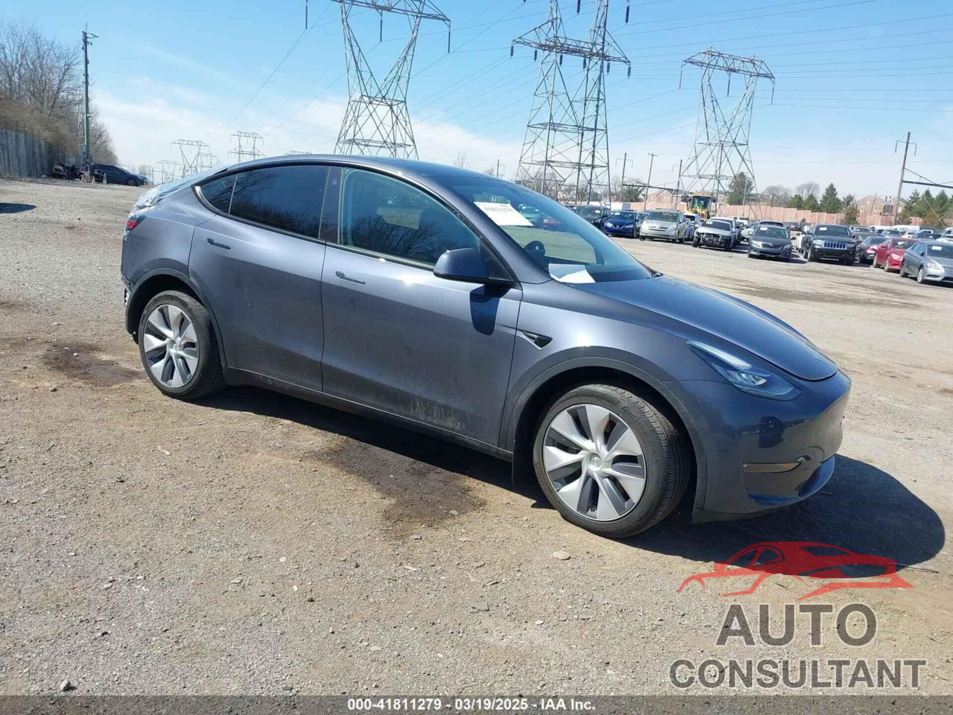 TESLA MODEL Y 2023 - 7SAYGDEE2PA120694