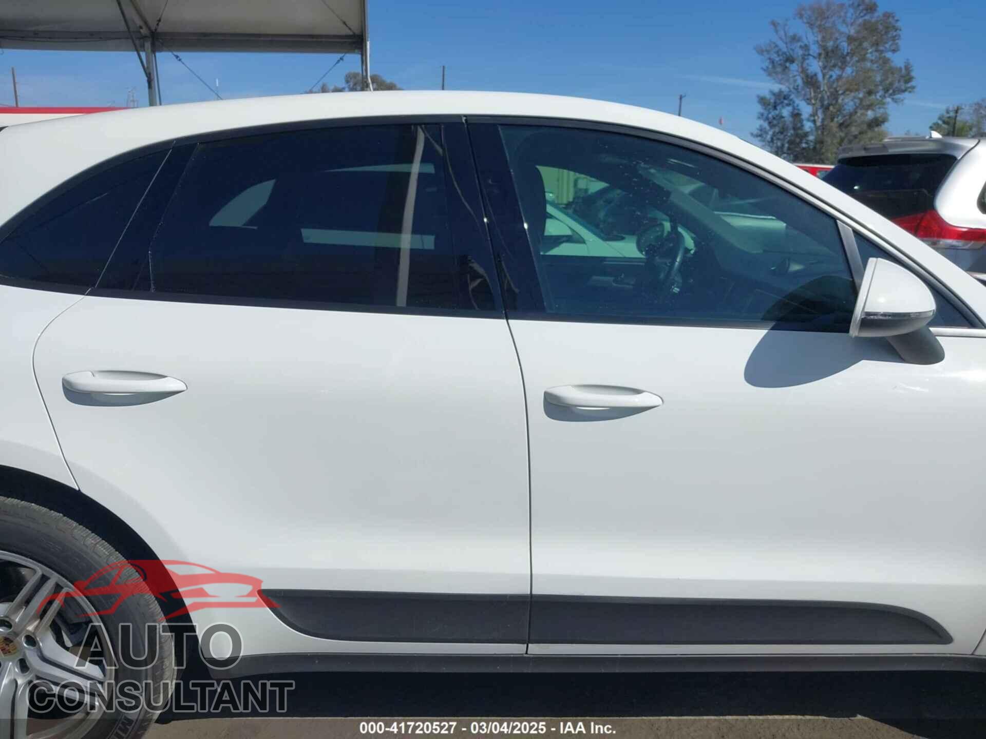 PORSCHE MACAN 2015 - WP1AB2A59FLB72666