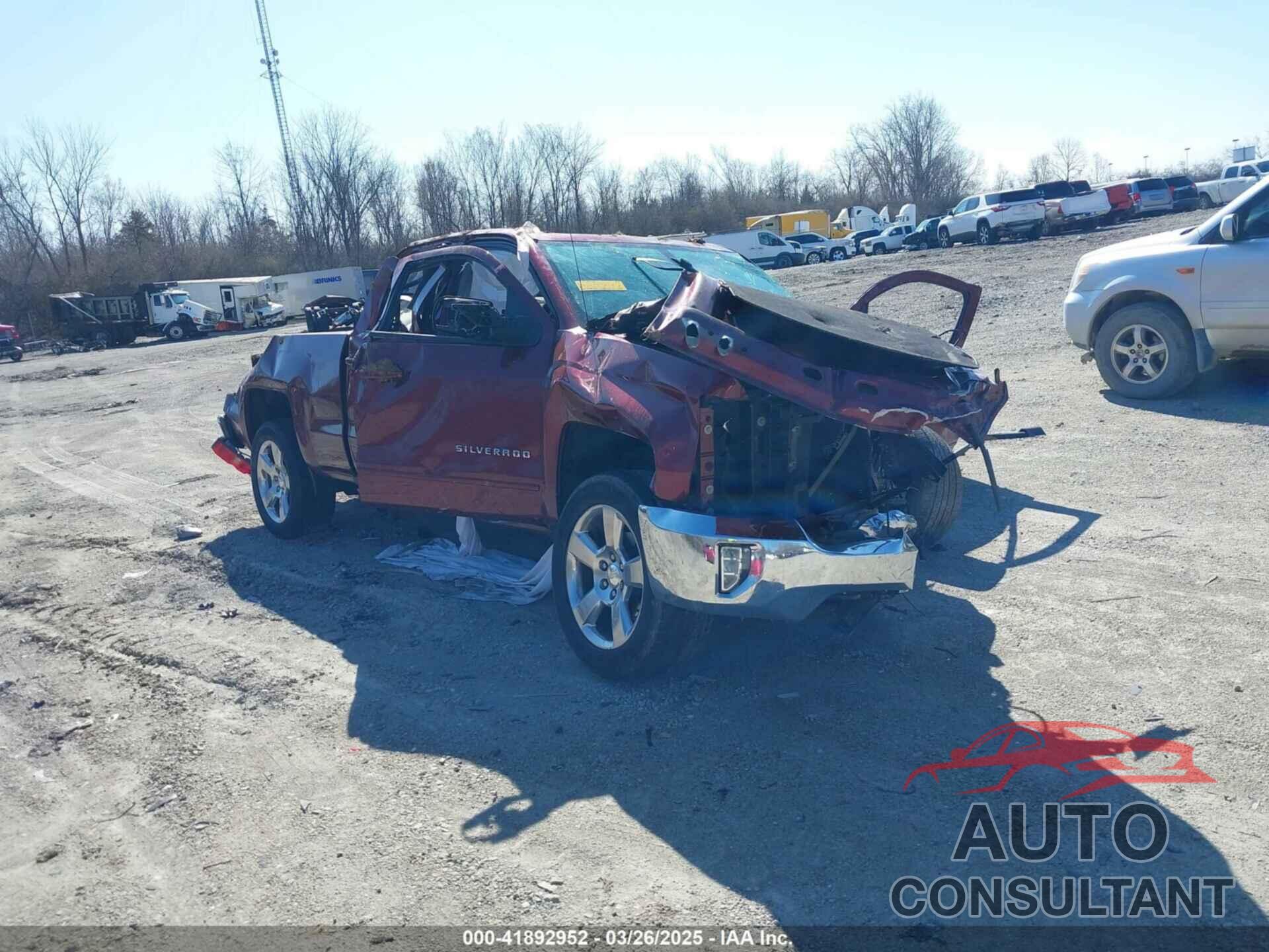 CHEVROLET SILVERADO 1500 2017 - 1GCVKREC2HZ317096