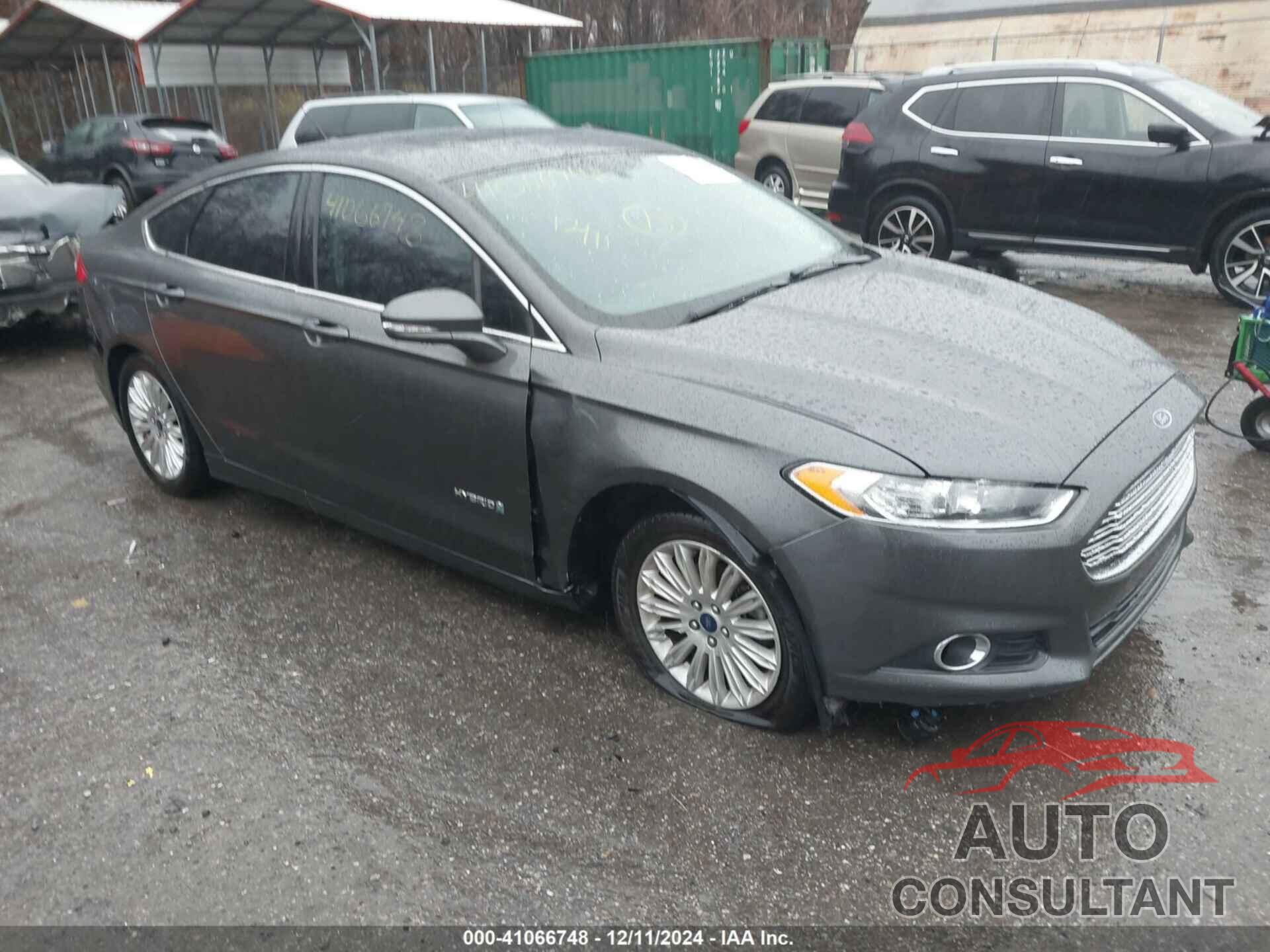 FORD FUSION HYBRID 2016 - 3FA6P0LU1GR305379