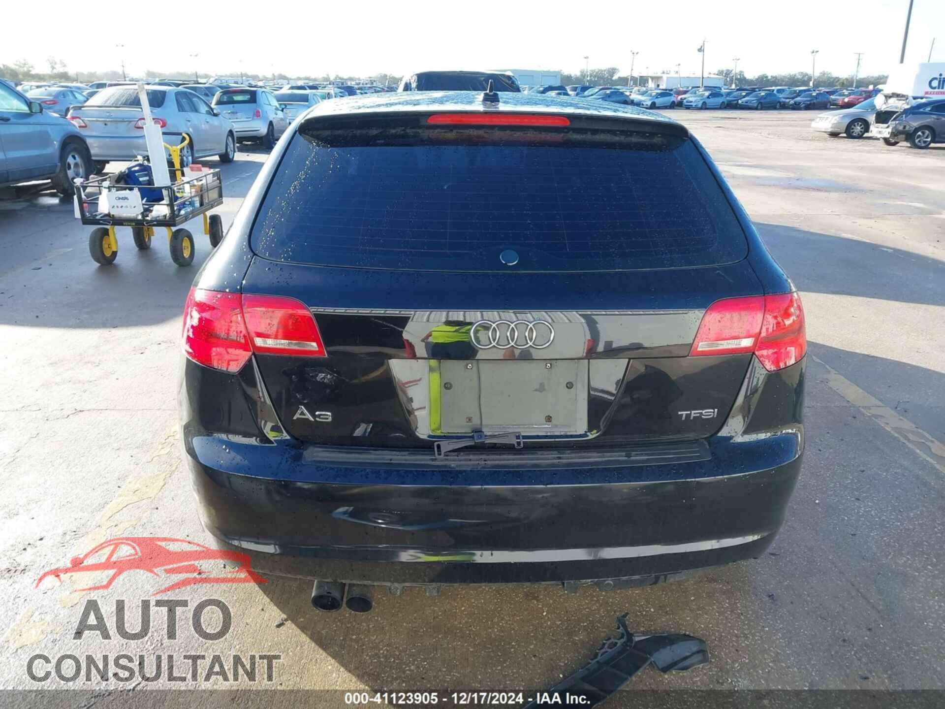 AUDI A3 2011 - WAUBFAFM9BA011242