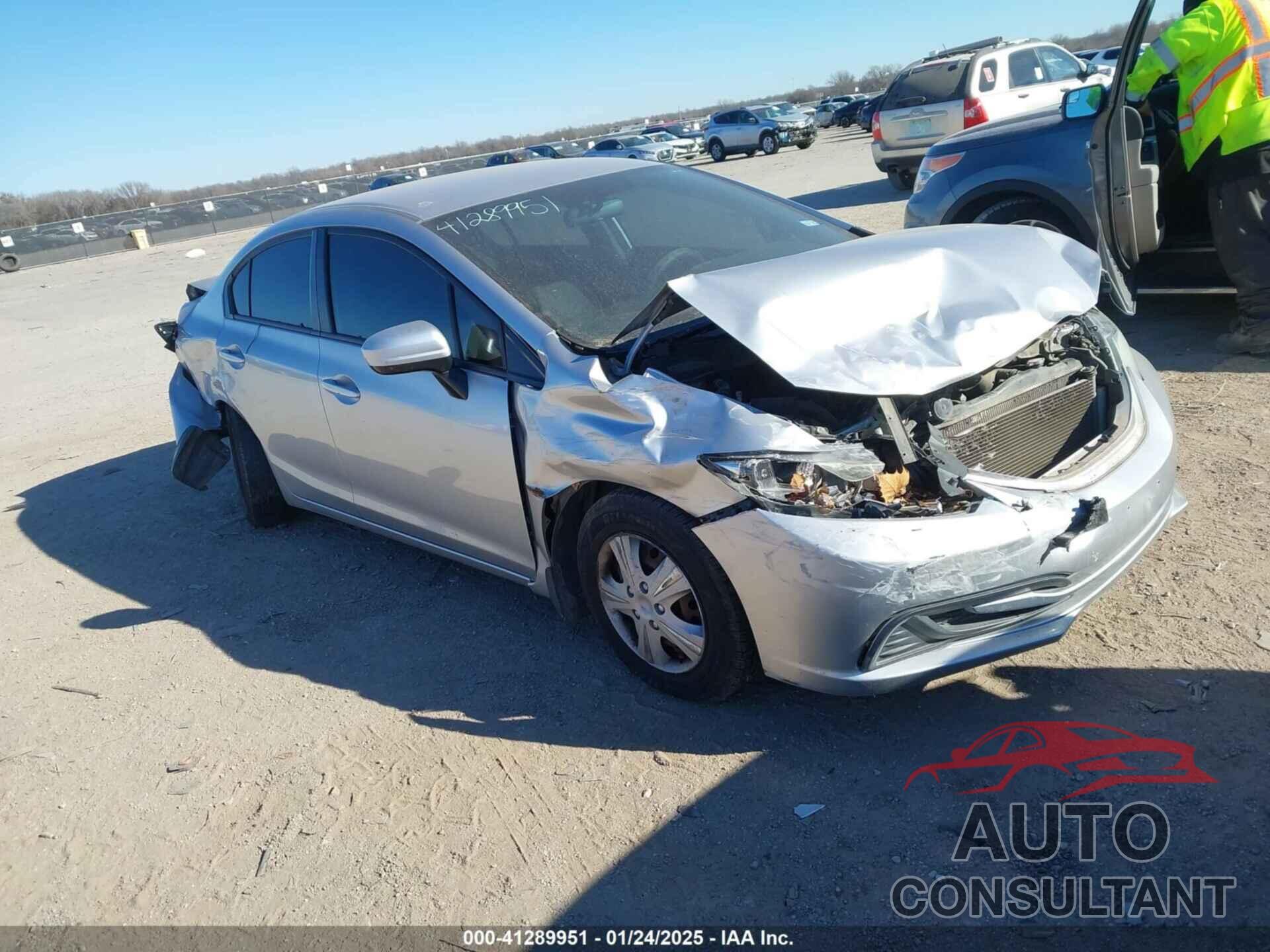 HONDA CIVIC 2014 - 19XFB2F50EE008407