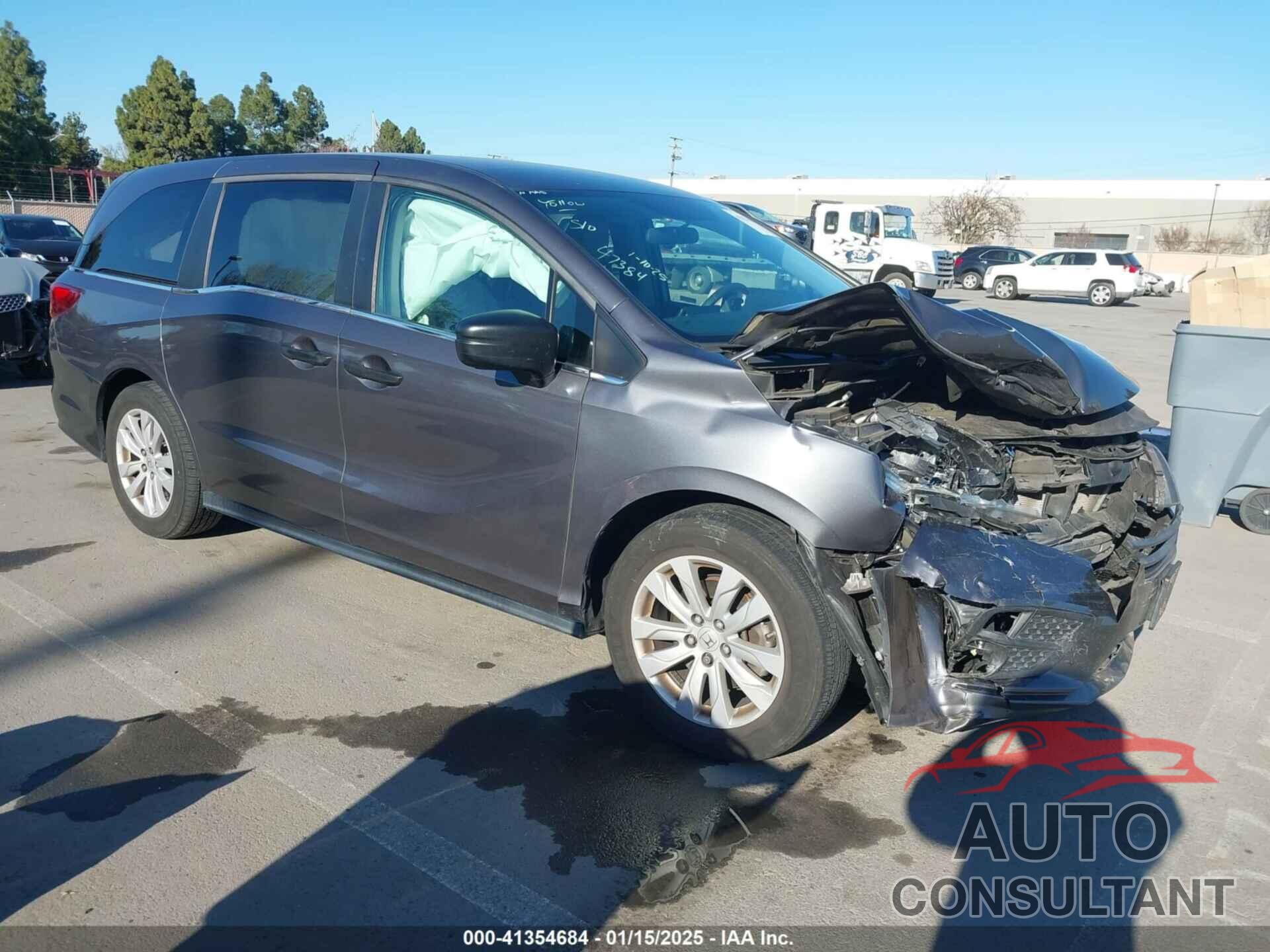 HONDA ODYSSEY 2019 - 5FNRL6H28KB125579