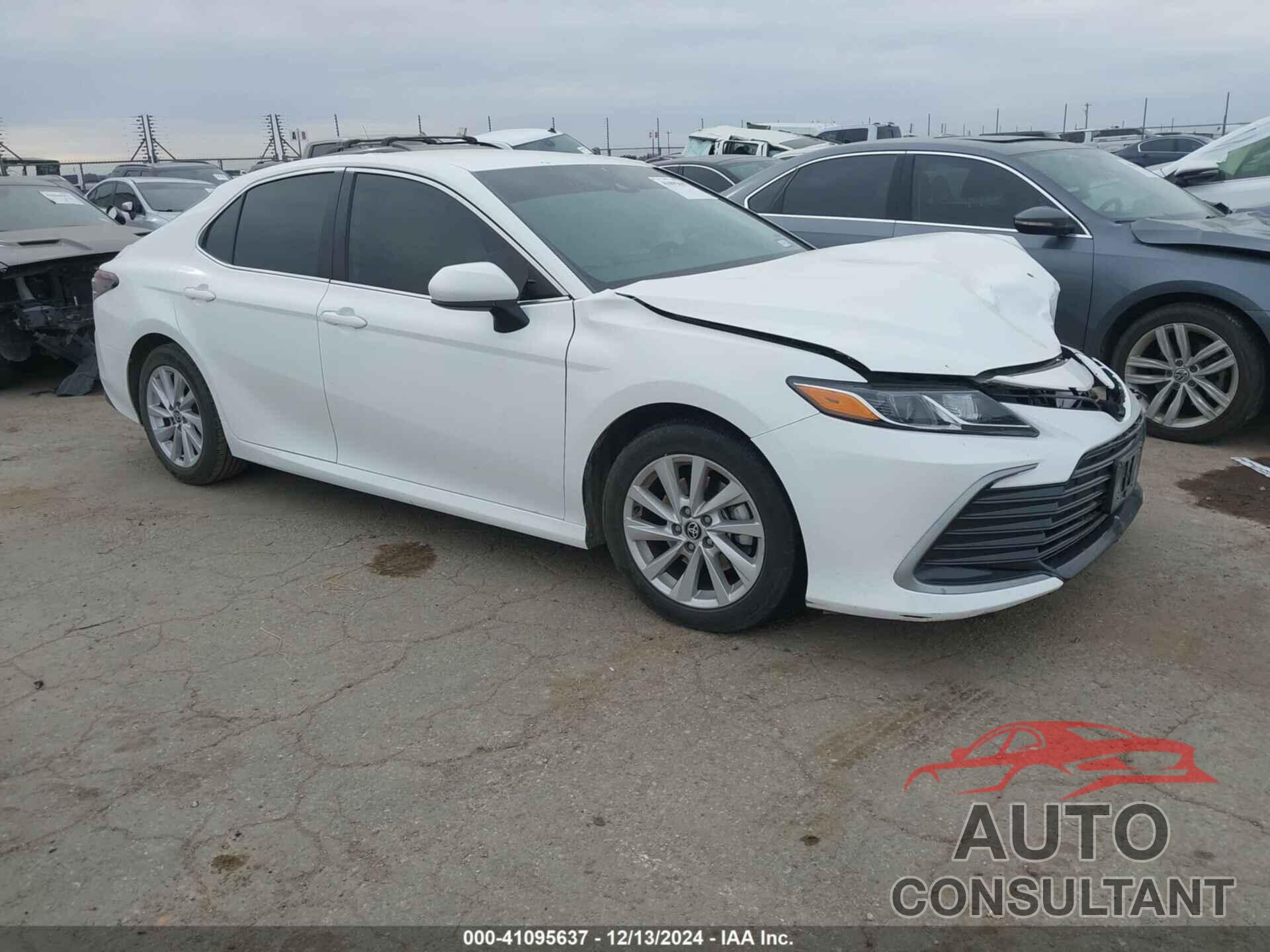 TOYOTA CAMRY 2023 - 4T1C11AK4PU105509