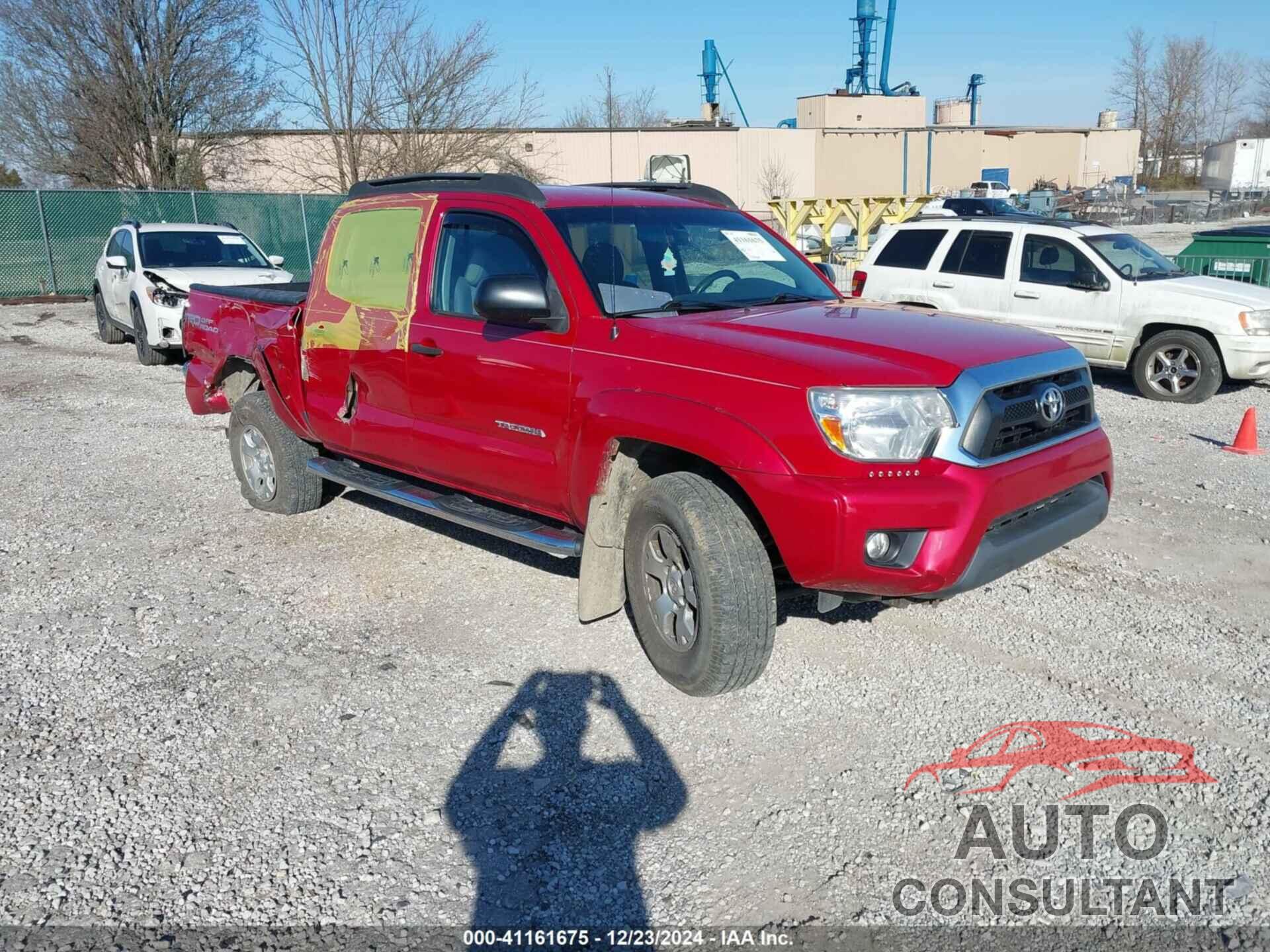 TOYOTA TACOMA 2015 - 5TFLU4EN8FX143145