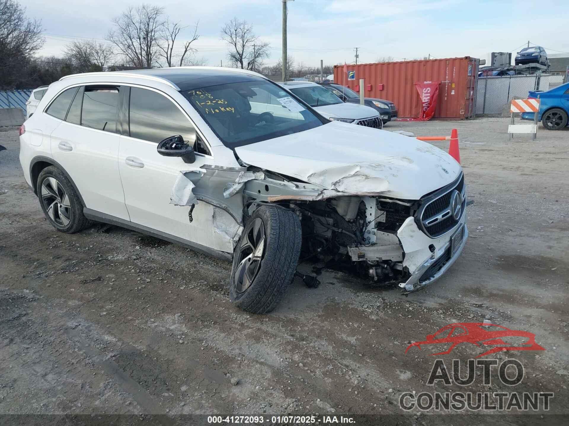MERCEDES-BENZ GLC 300 2023 - W1NKM4HB6PF028329