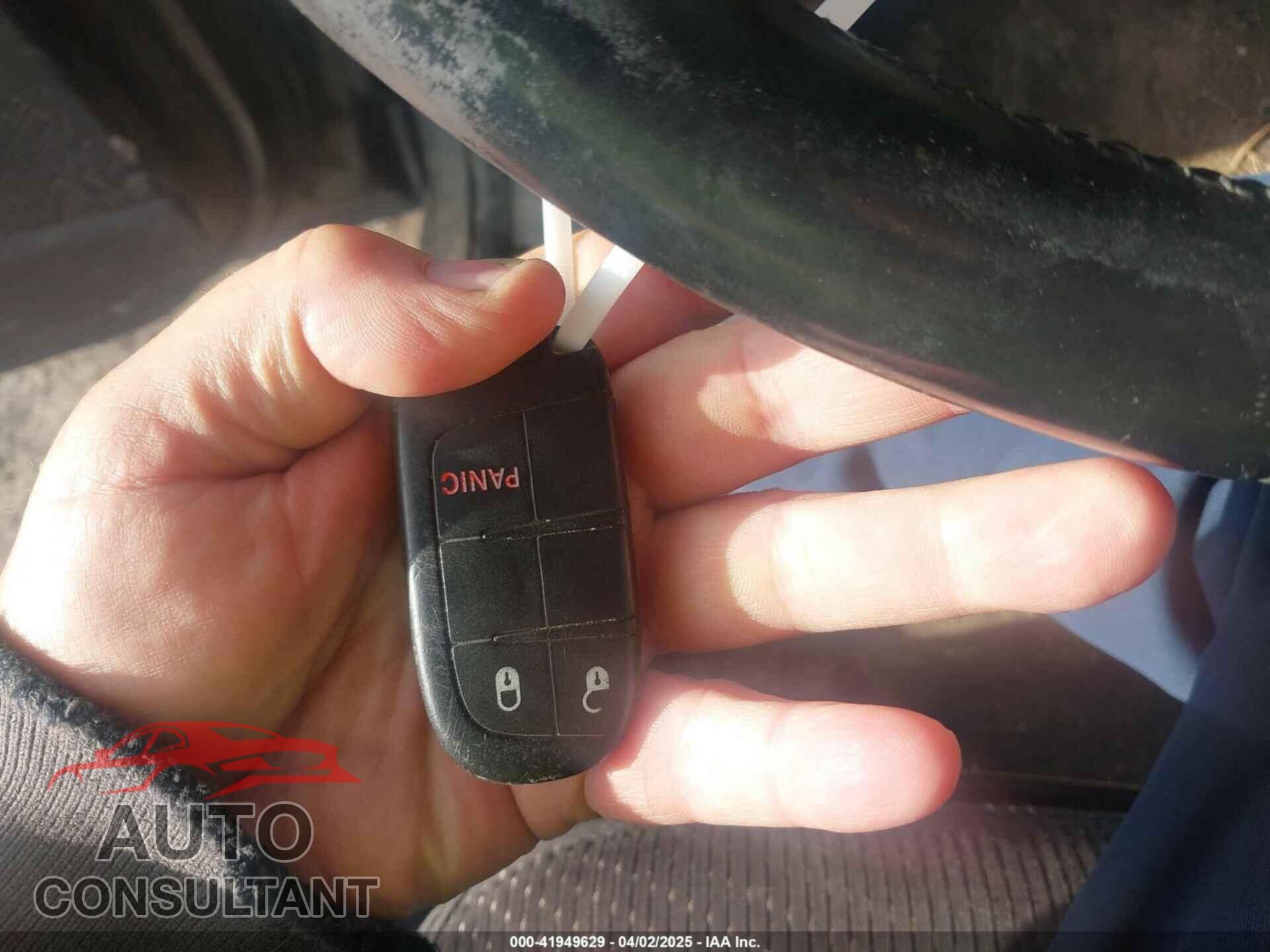 DODGE JOURNEY 2015 - 3C4PDCAB9FT649909