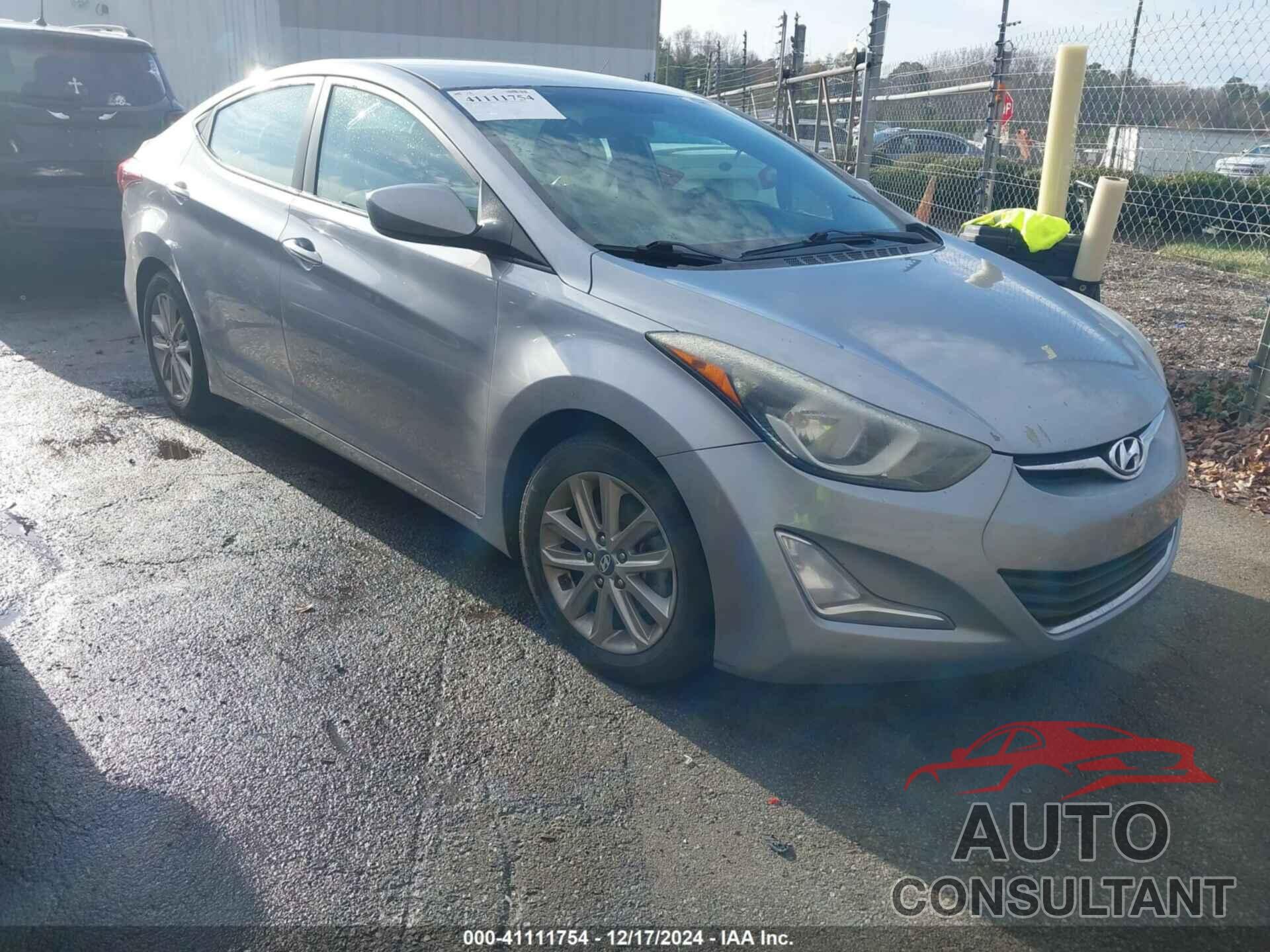 HYUNDAI ELANTRA 2015 - 5NPDH4AE2FH554325