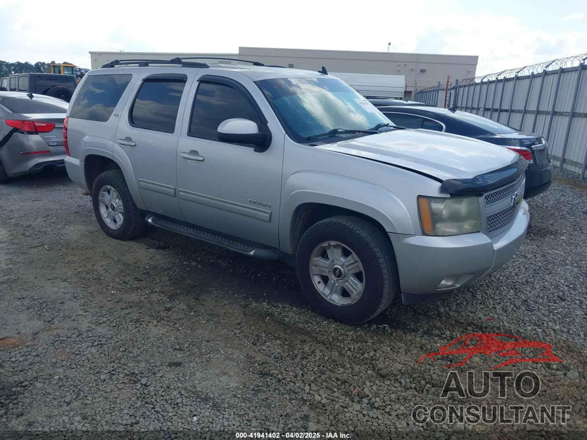 CHEVROLET TAHOE 2011 - 1GNSKBE05BR221199