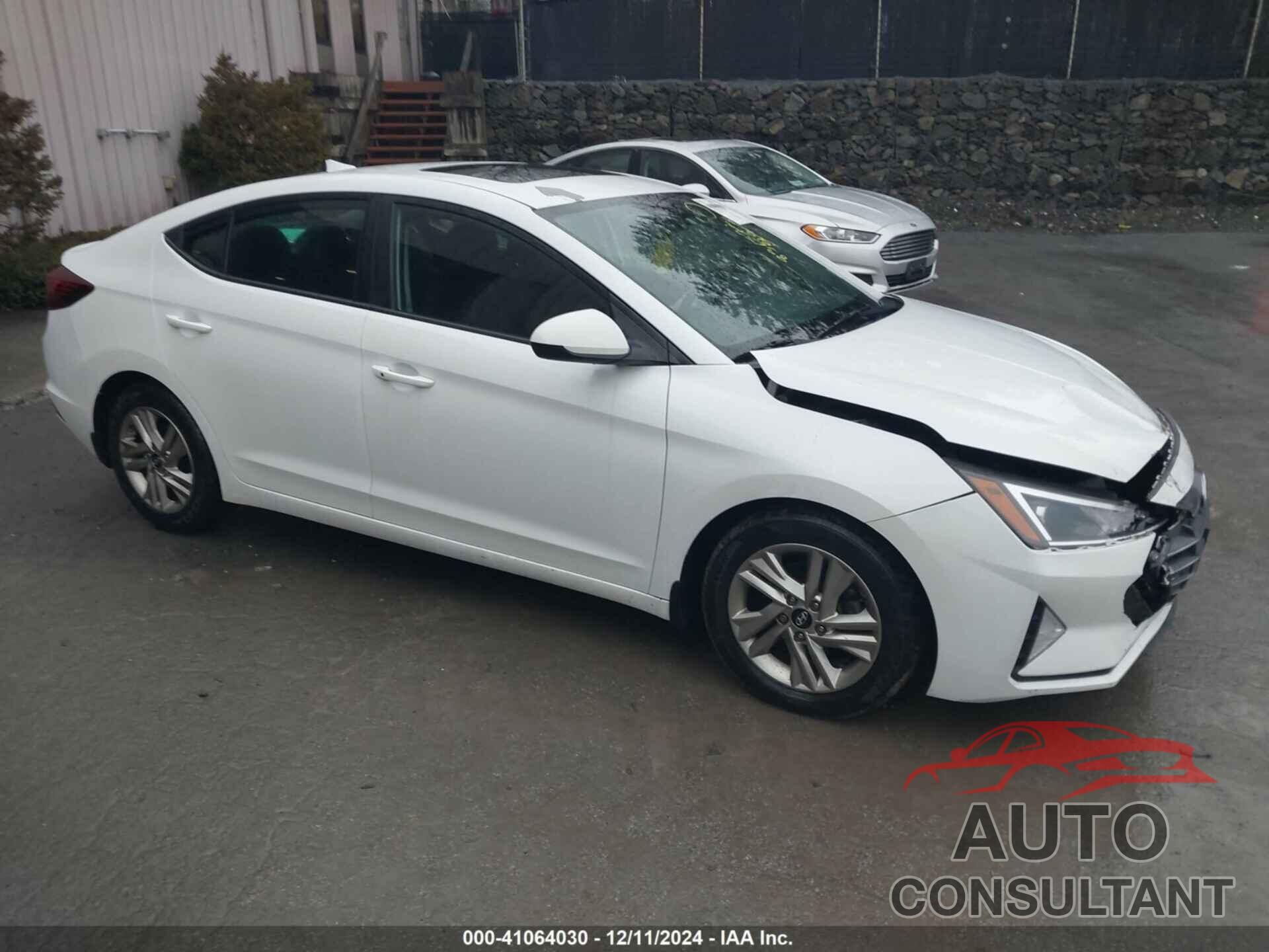 HYUNDAI ELANTRA 2020 - 5NPD84LF8LH498232