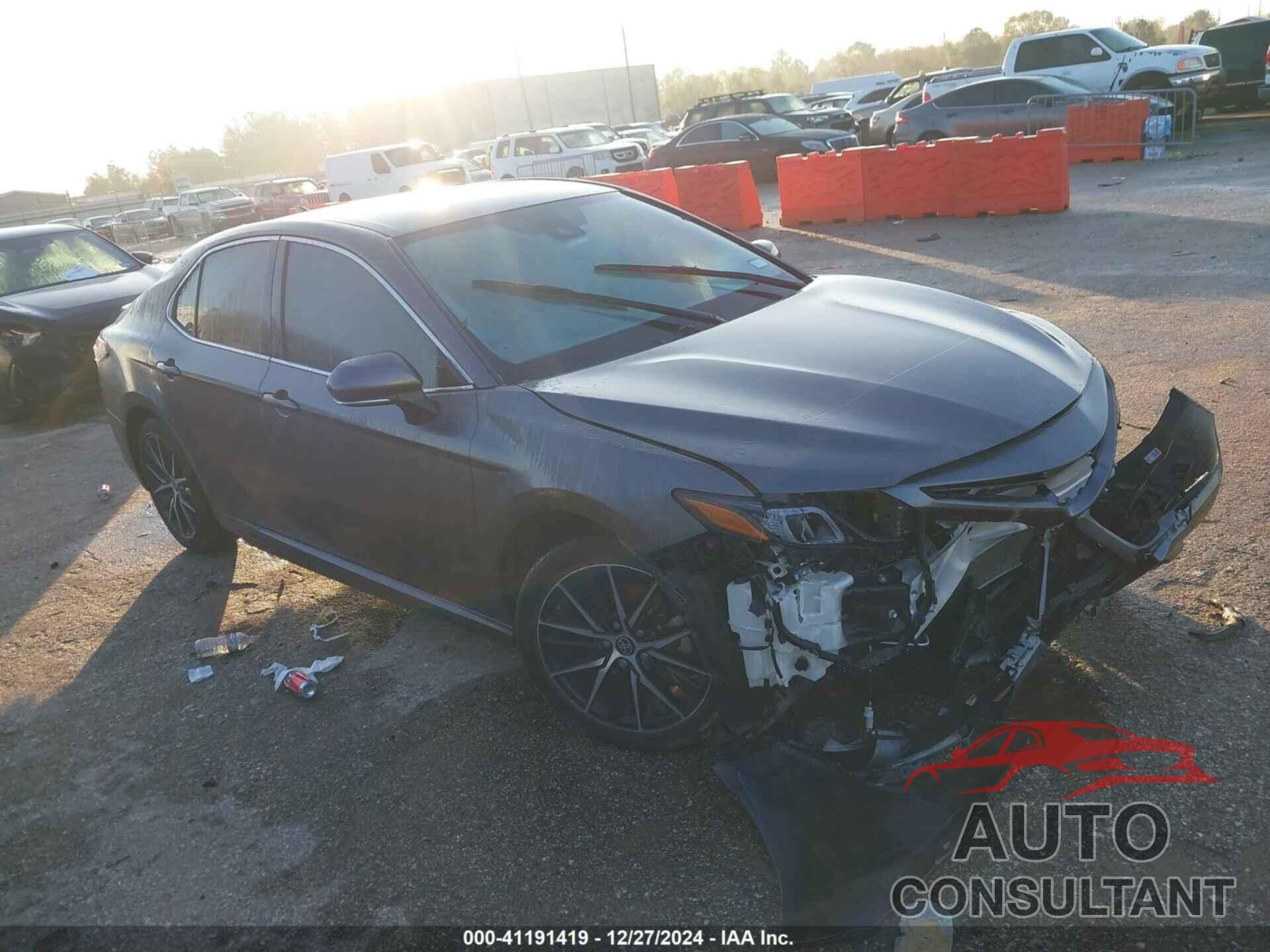 TOYOTA CAMRY 2022 - 4T1G11AK7NU658850