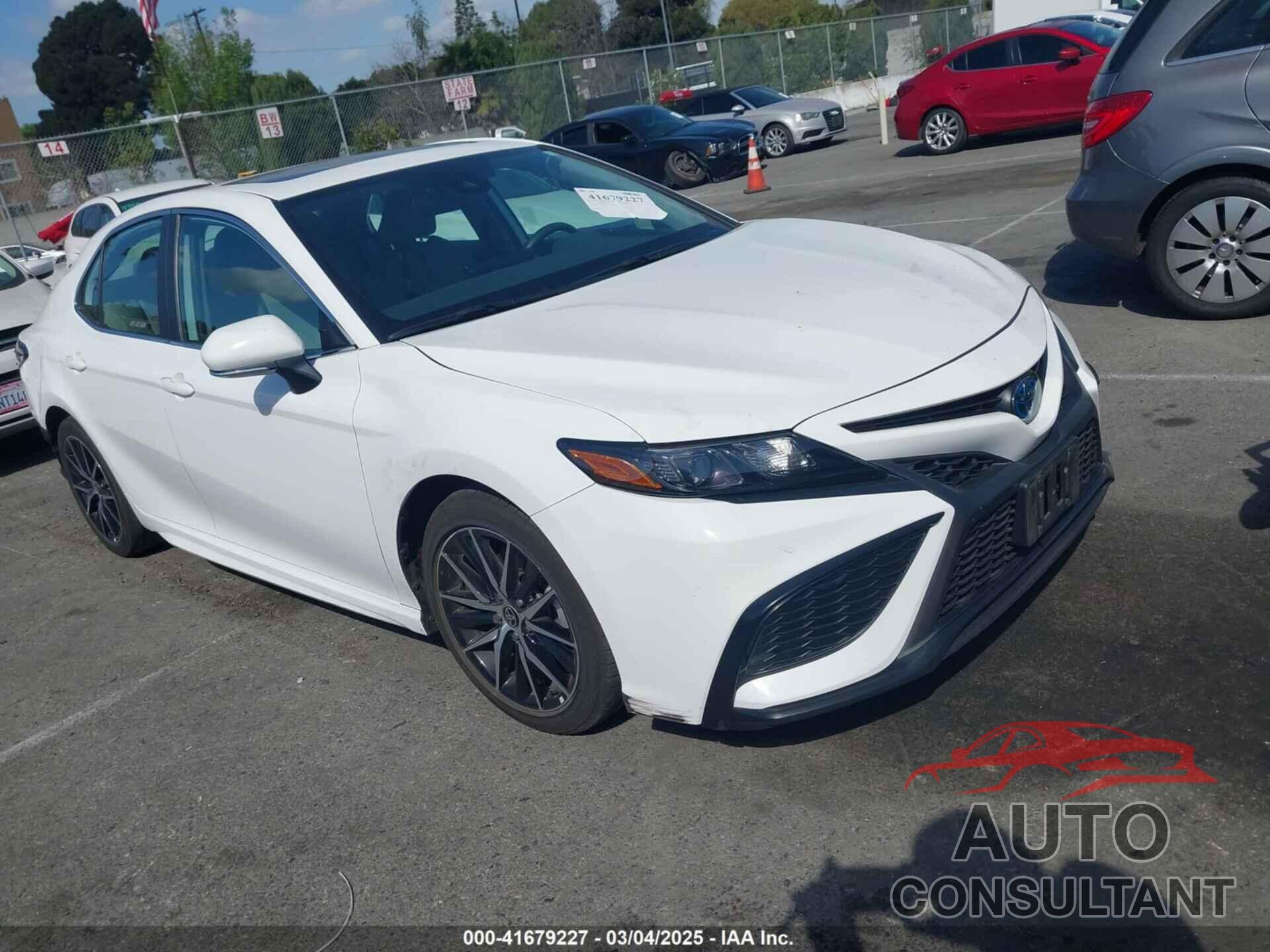 TOYOTA CAMRY HYBRID 2024 - 4T1S31AK9RU065484