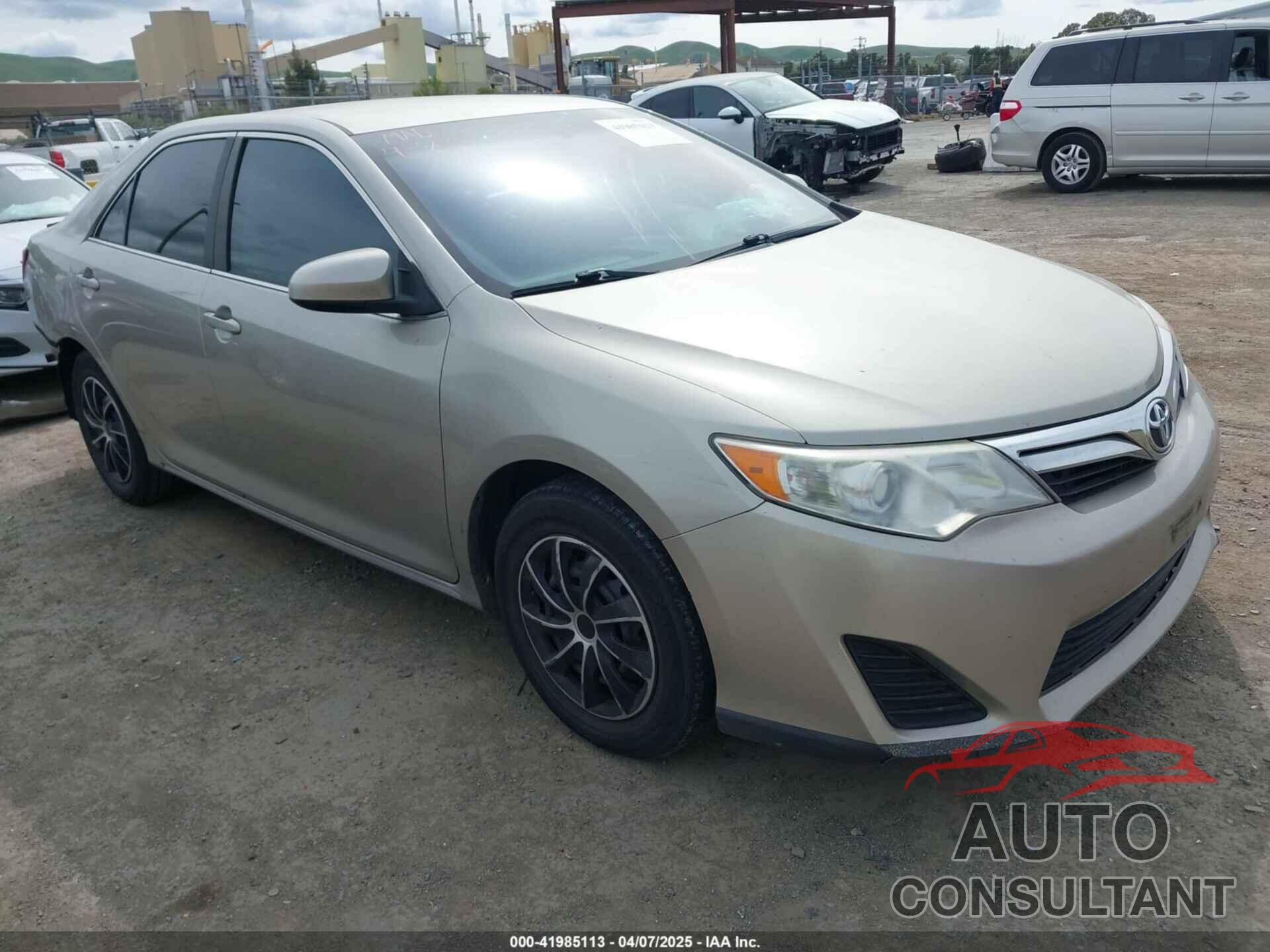 TOYOTA CAMRY 2013 - 4T4BF1FK3DR304025
