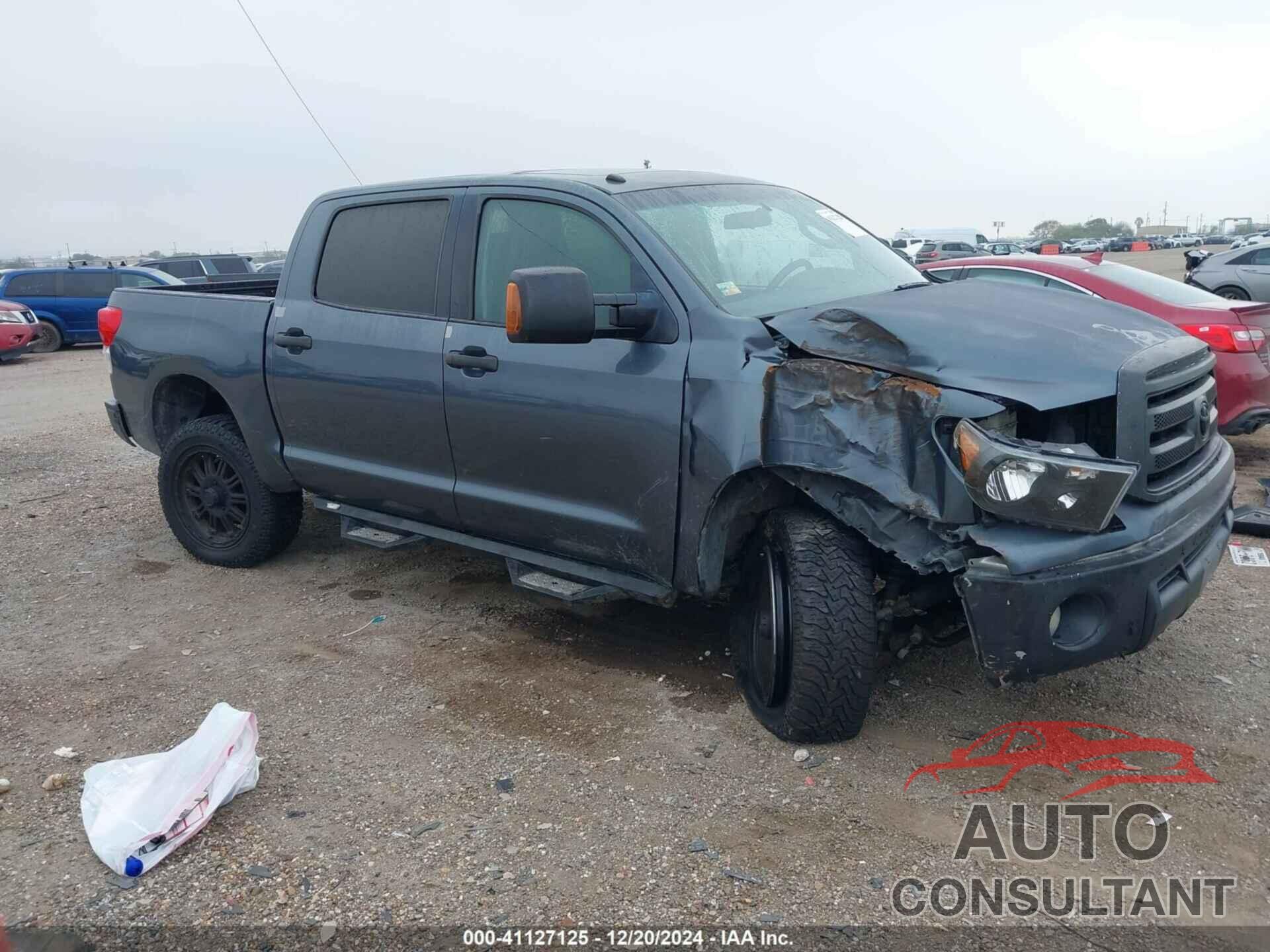 TOYOTA TUNDRA 2010 - 5TFDW5F12AX114796