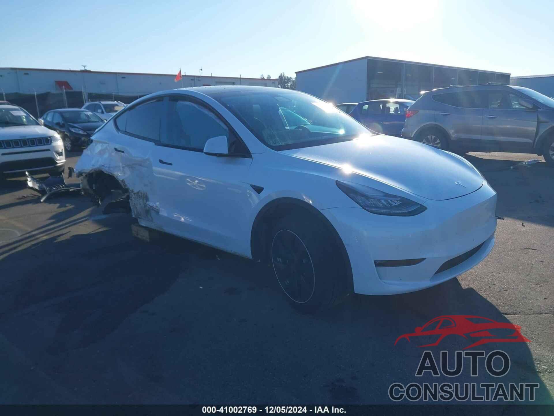 TESLA MODEL Y 2021 - 5YJYGDEE1MF174869