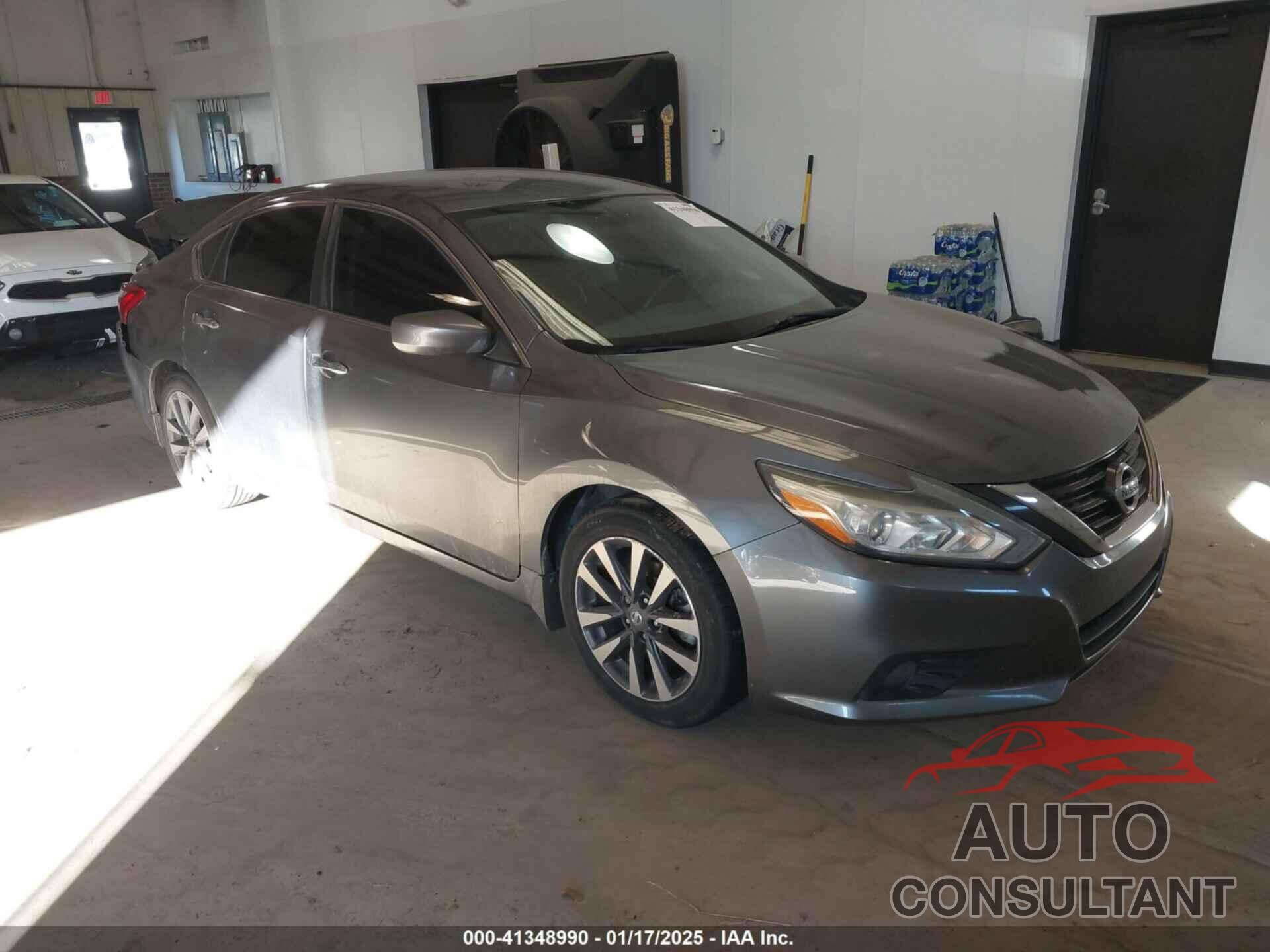 NISSAN ALTIMA 2017 - 1N4AL3AP5HC285920