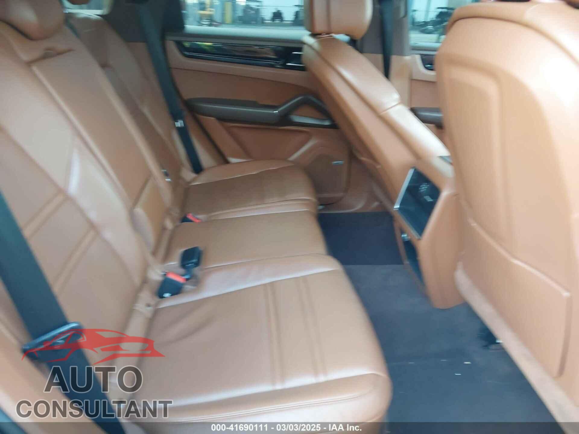 PORSCHE CAYENNE 2019 - WP1AA2AY8KDA06172