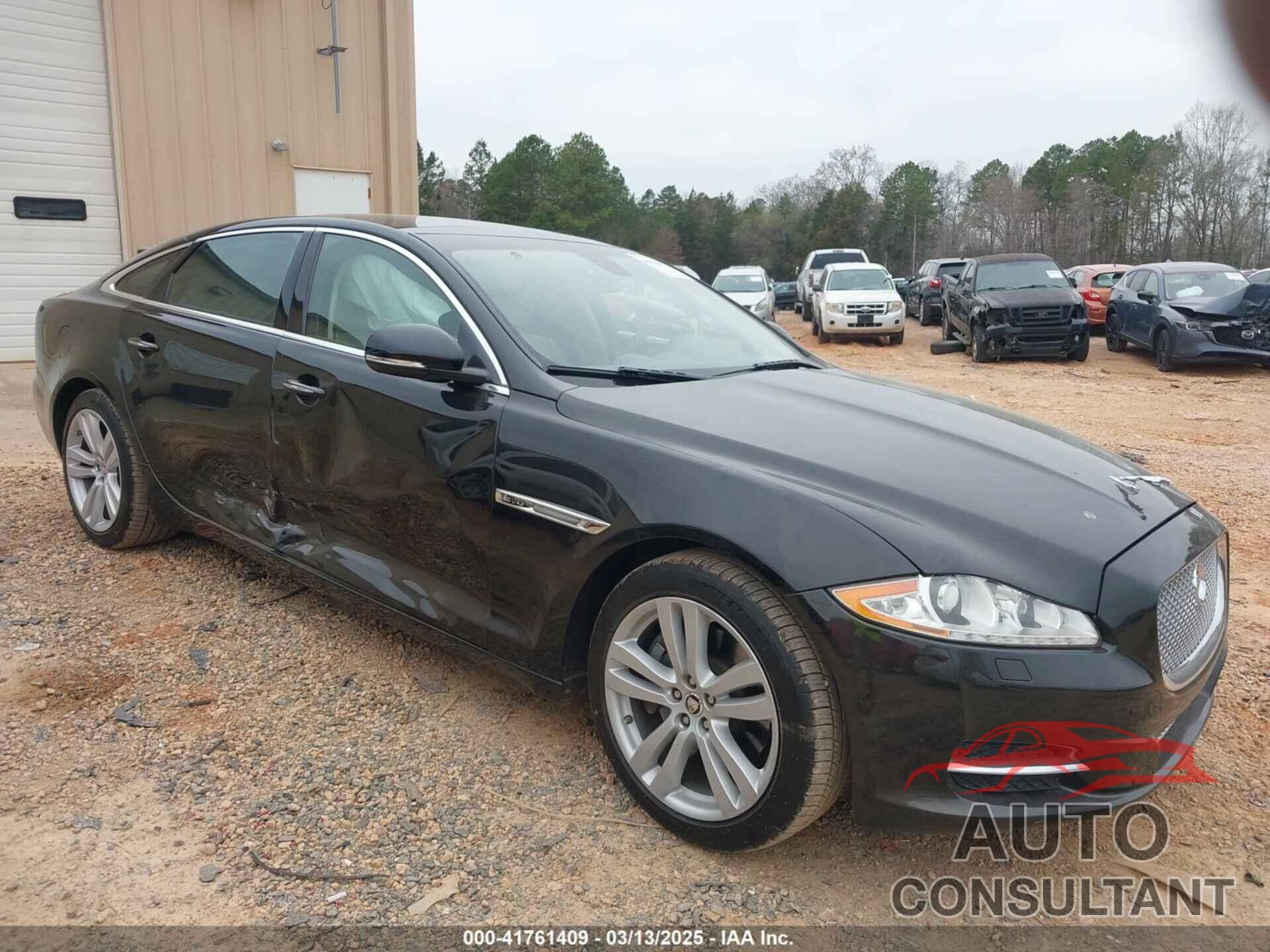 JAGUAR XJ 2011 - SAJWA2GB8BLV21948