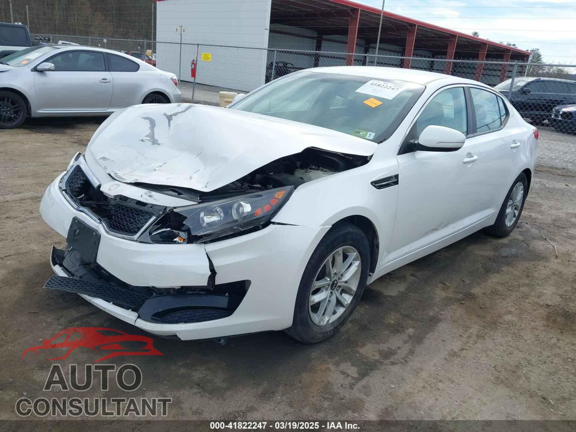 KIA OPTIMA 2011 - KNAGM4A78B5074498
