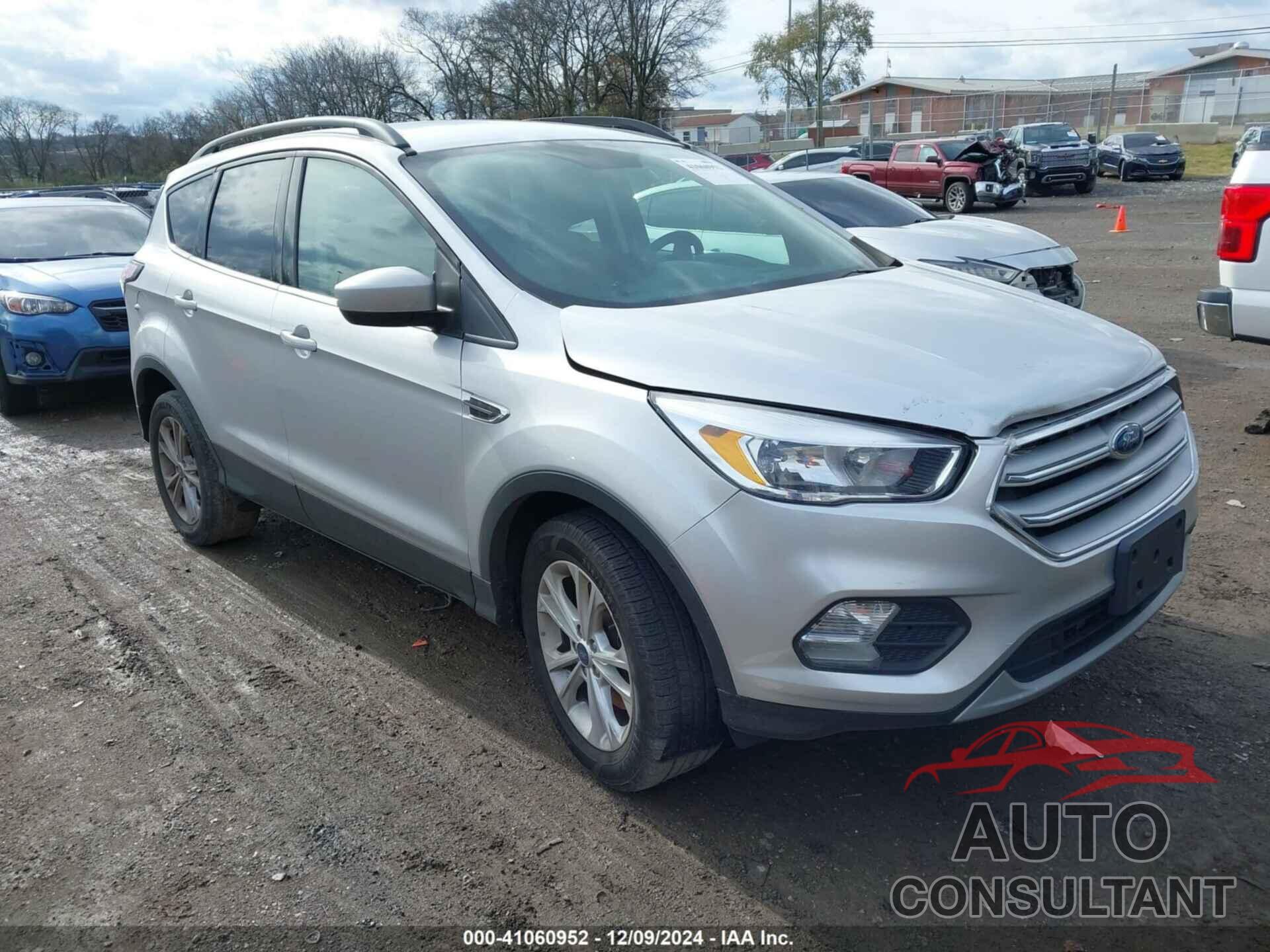 FORD ESCAPE 2018 - 1FMCU9G94JUC13677