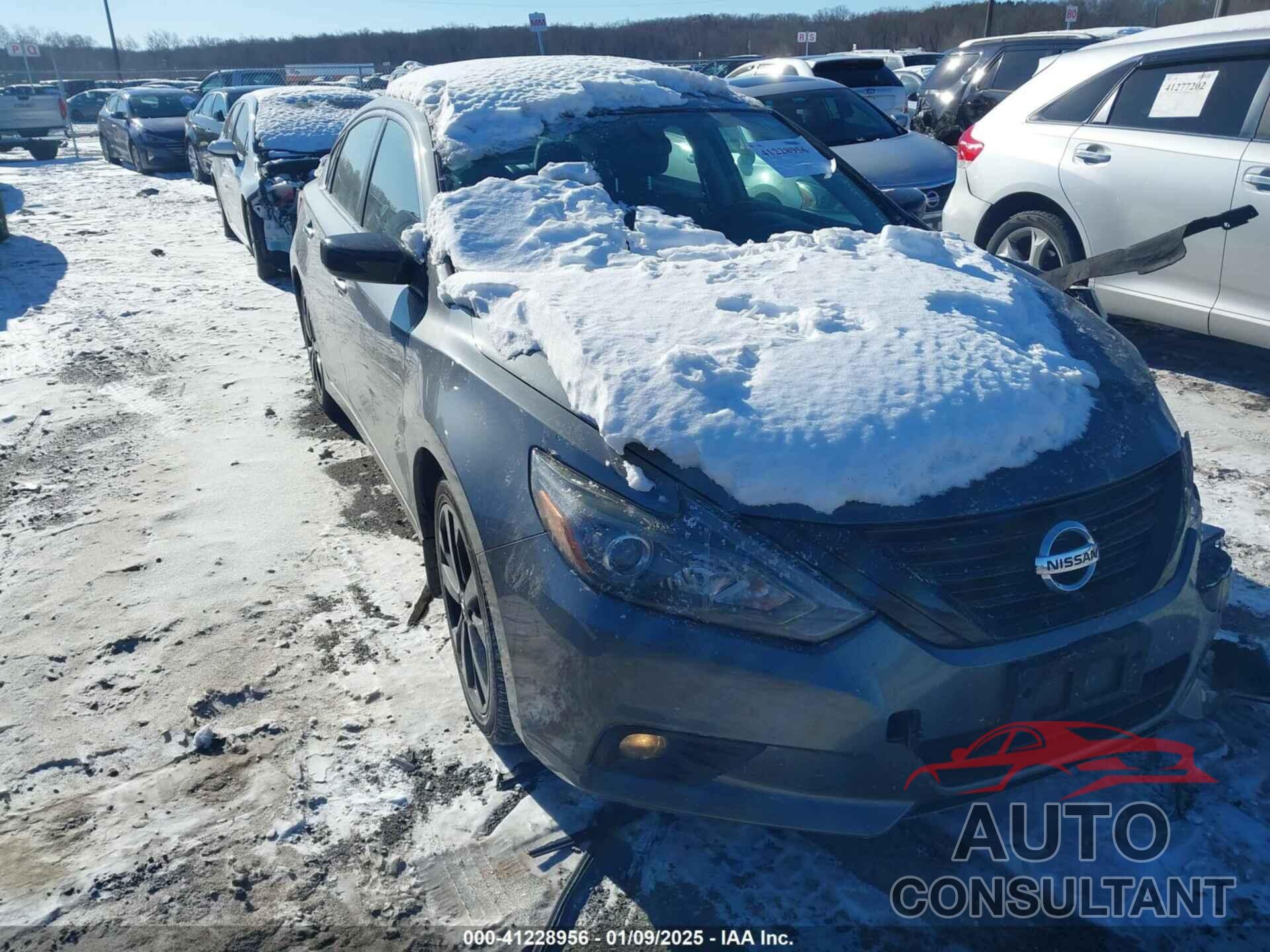 NISSAN ALTIMA 2018 - 1N4AL3AP3JC225401