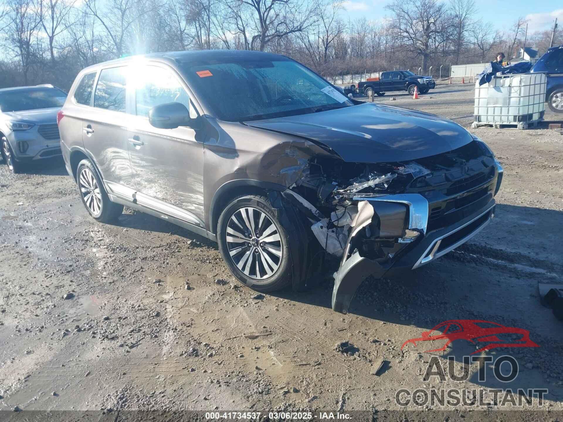 MITSUBISHI OUTLANDER 2019 - JA4AZ3A34KZ042636