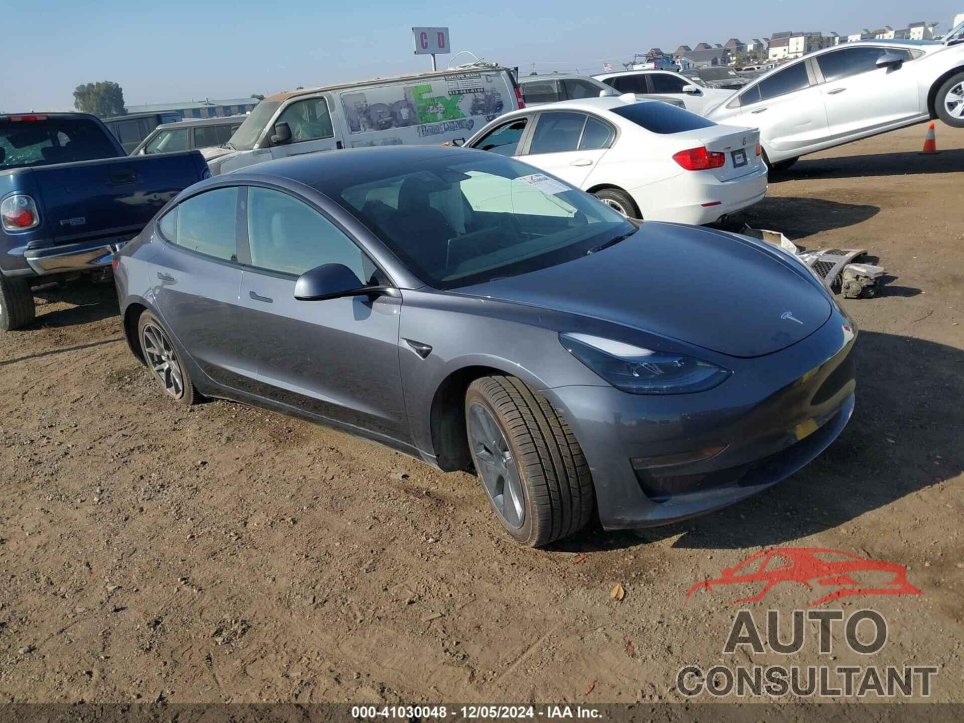 TESLA MODEL 3 2023 - 5YJ3E1EB1PF661319