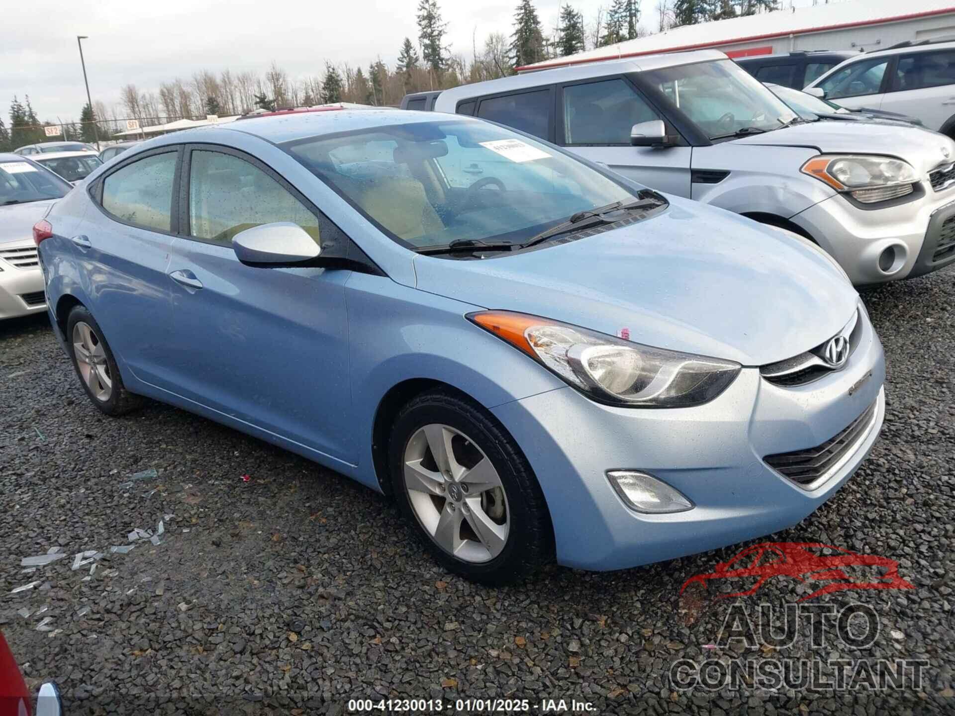 HYUNDAI ELANTRA 2013 - KMHDH4AE5DU811279