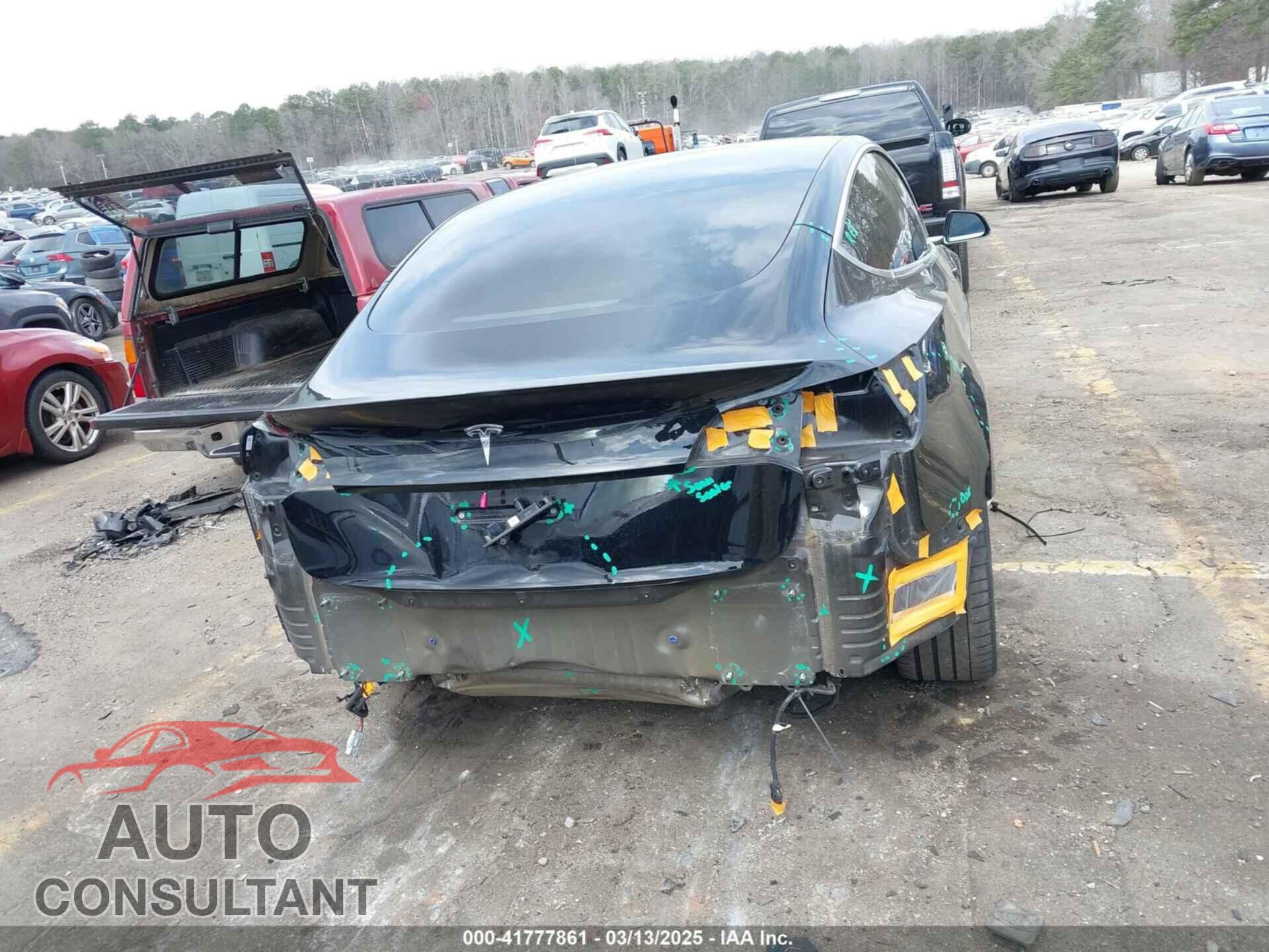 TESLA MODEL 3 2019 - 5YJ3E1EB0KF422093