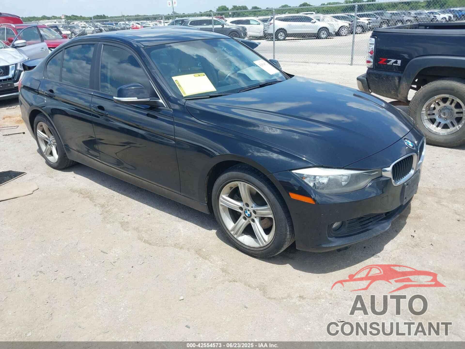 BMW 328I 2014 - WBA3A5G55ENP28462
