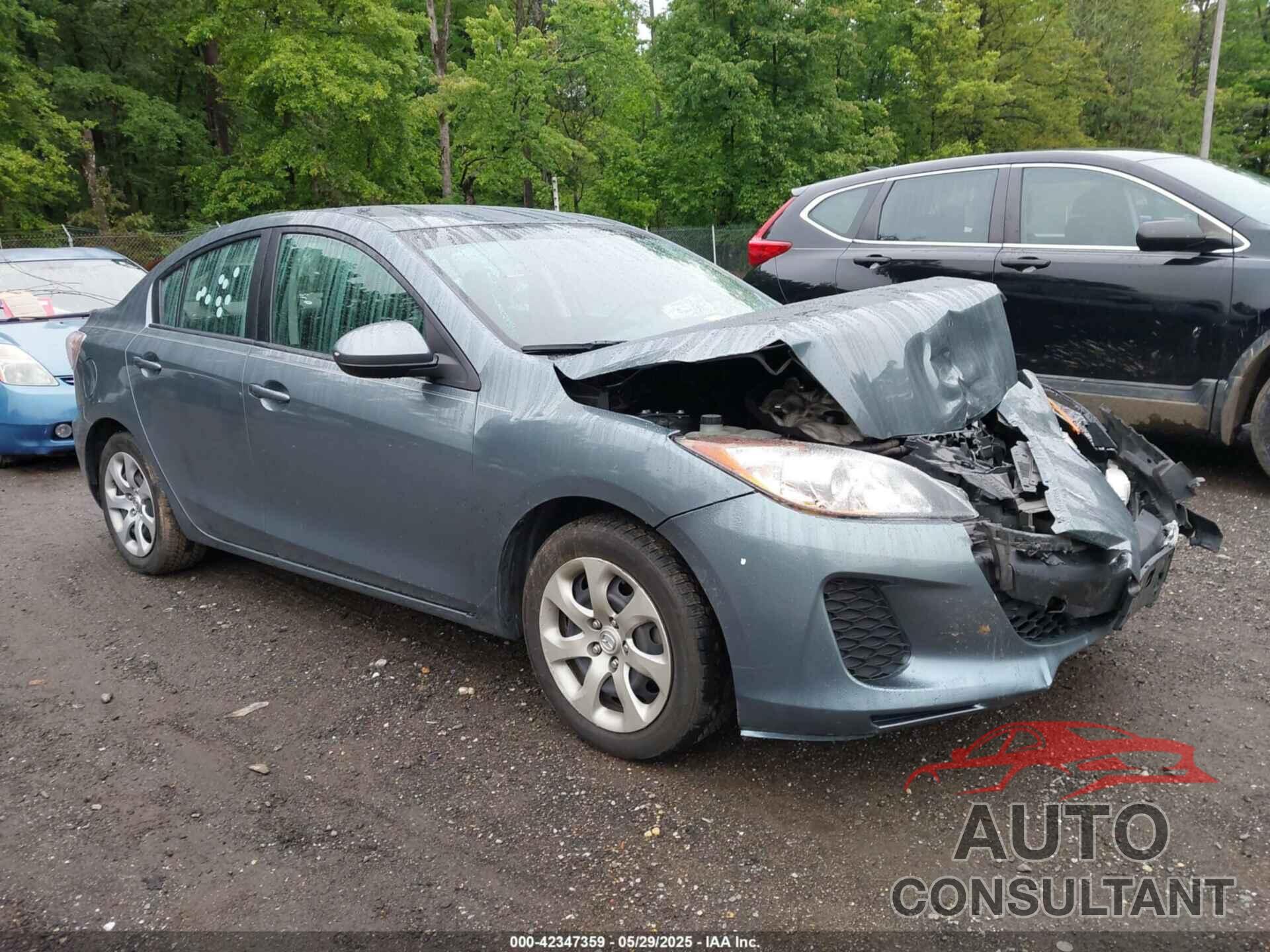 MAZDA MAZDA3 2012 - JM1BL1UF7C1636563