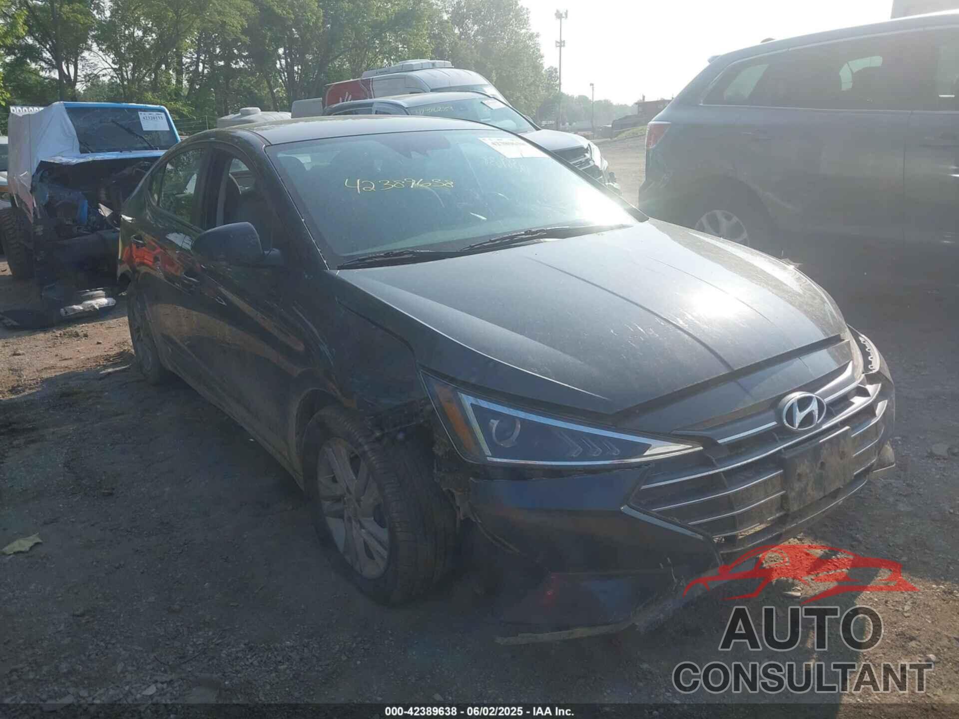 HYUNDAI ELANTRA 2020 - 5NPD84LF0LH558214