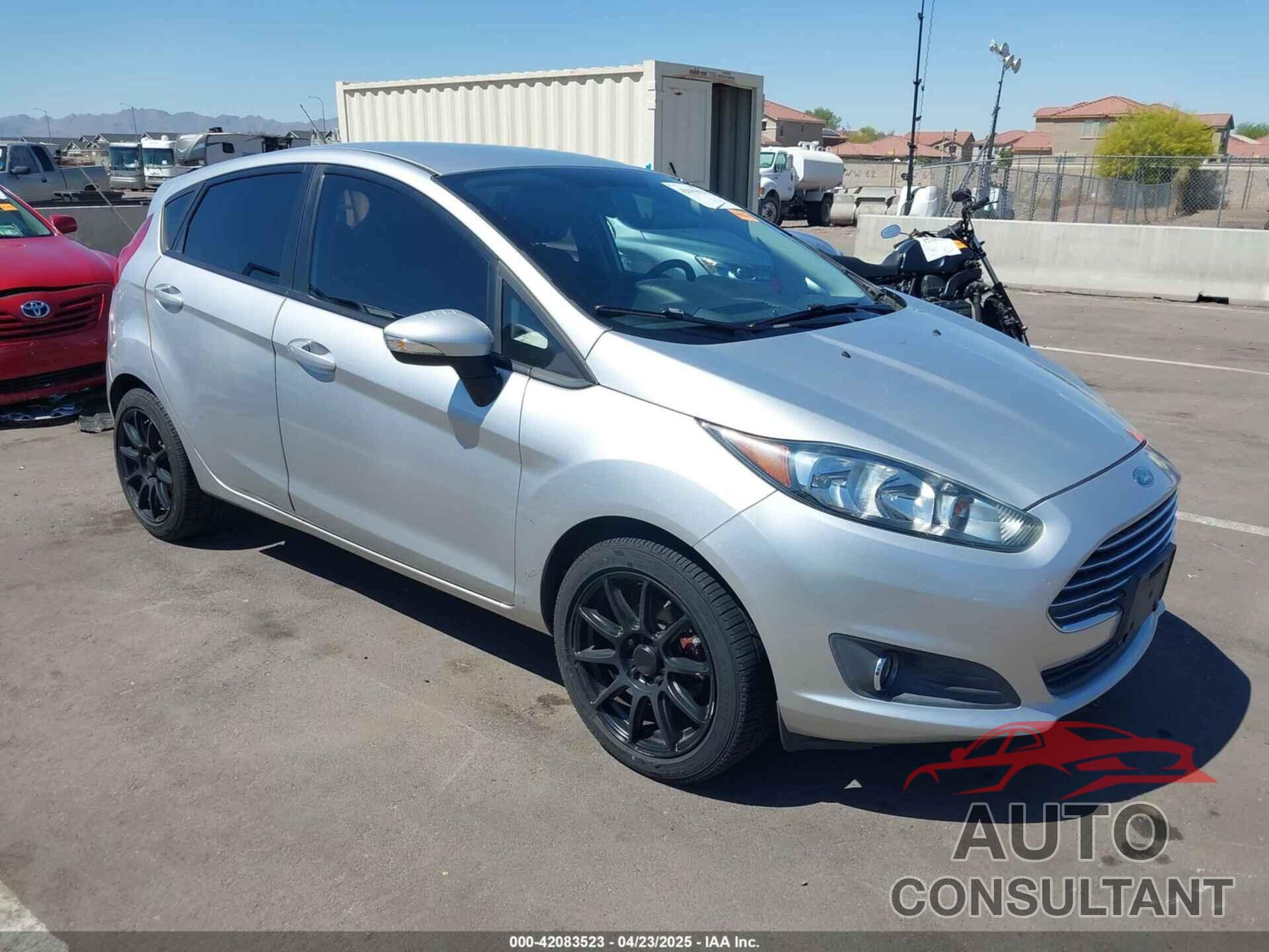 FORD FIESTA 2015 - 3FADP4EJ2FM115037