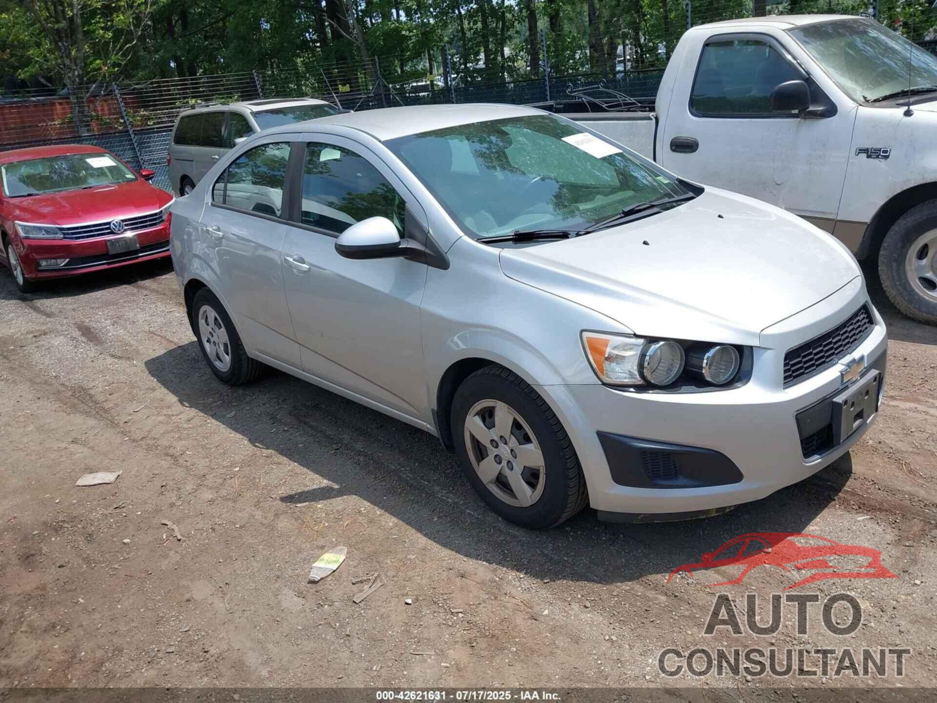 CHEVROLET SONIC 2014 - 1G1JA5SG2E4145591