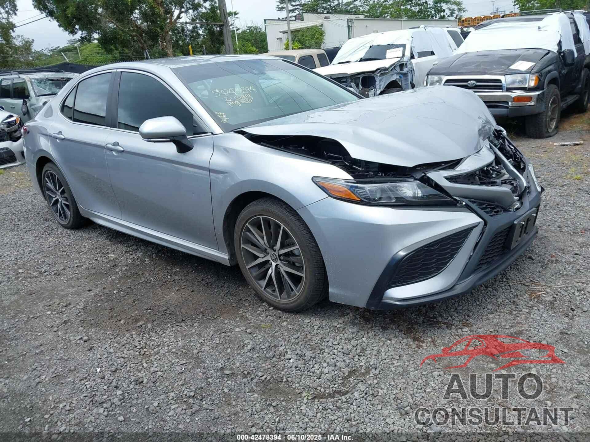 TOYOTA CAMRY 2022 - 4T1T11AK6NU643562